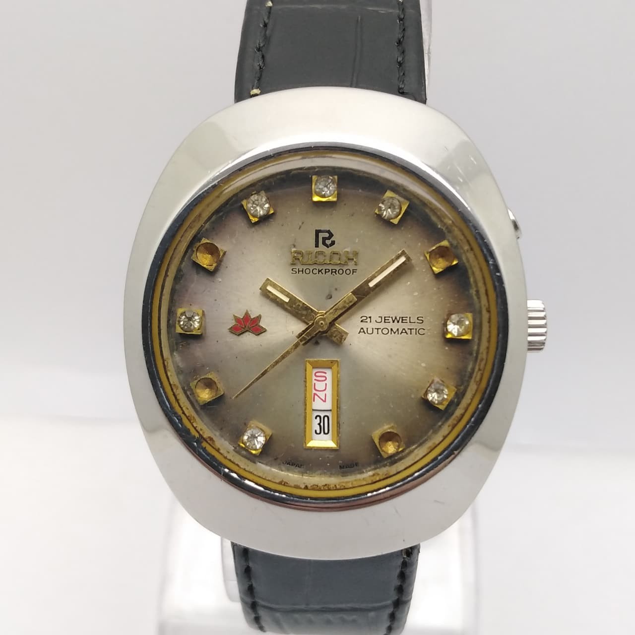 Ricoh Automatic 75003AC Oval Day/Date Sunburst Dial Japan Vintage Men’s Watch
