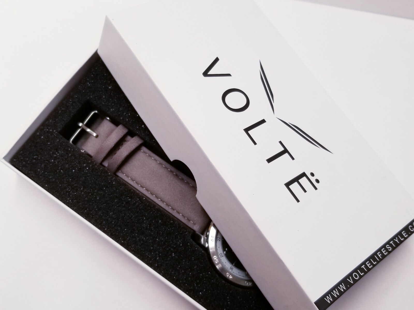 (DAMAGE BOX) Voltë Rapidtime Watch Grey Leather Band Black White Face Urban 42mm