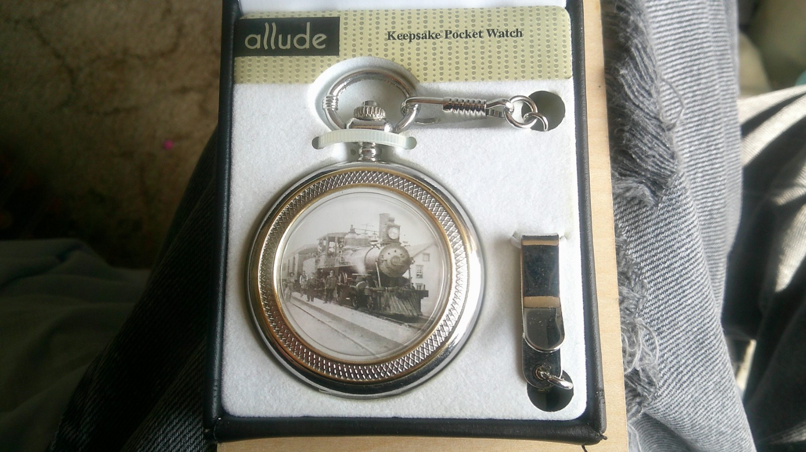 Pocket Watch Train Allude Keepsake Silver-tone 50mm Quartz Analog W/Chain NIB