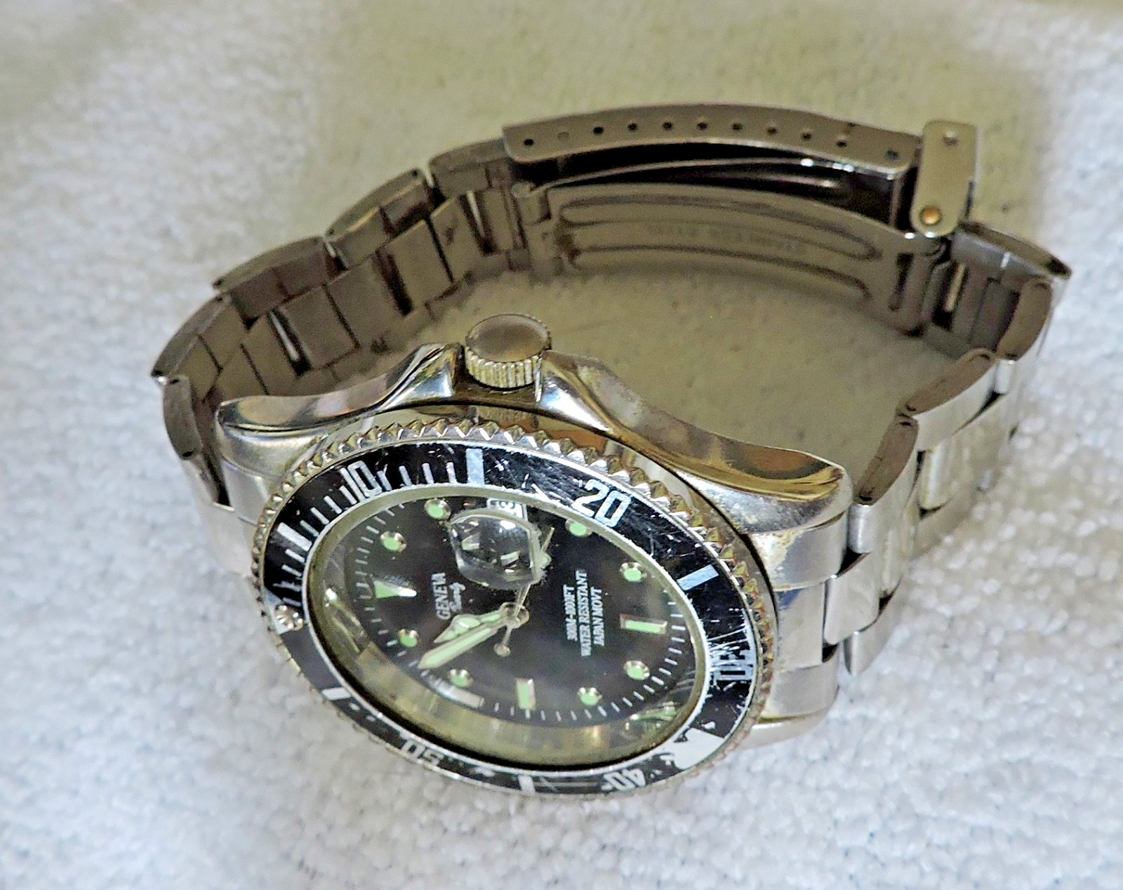 Geneva Mens Black Face Watch Diving Date water resistant