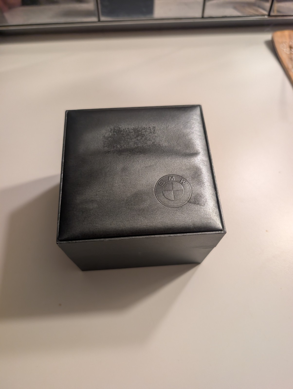 NEW MEN’S 32mm SWISS ADVERTISING “BMW” QUARTZ WATCH PERFECT CONDITION WITH BOX