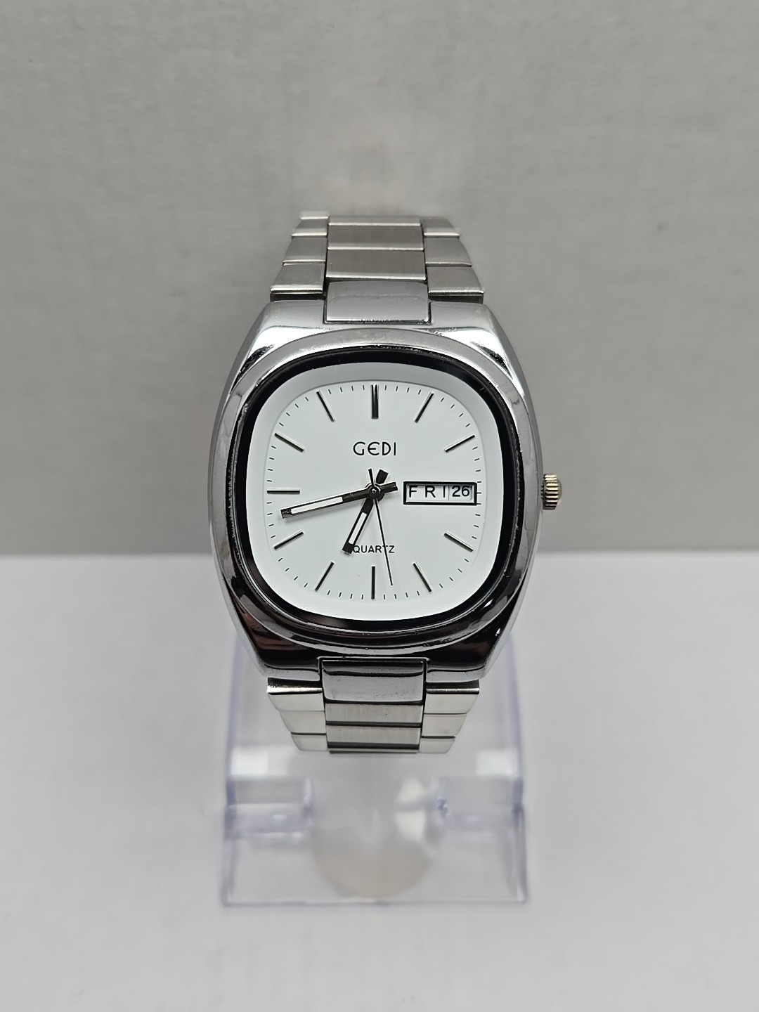 Gedi Quartz Day Date Silver Tone Cushion Case White Dial Women Watch New Battery