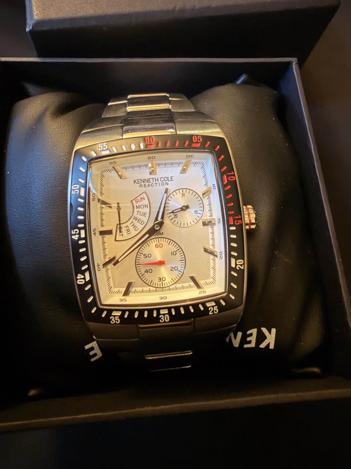 Kenneth Cole Reaction Men’s Quartz Multifunction Day/Date SS Bracelet 50m