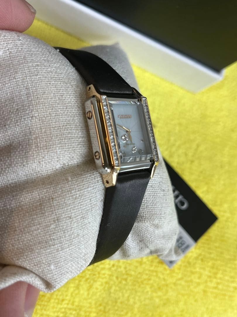 CITIZEN EG7068 16D Diamond Decorated Watch