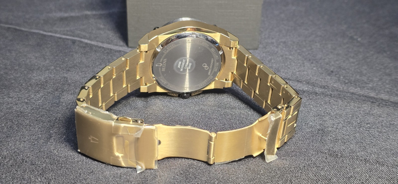 Bulova Men’s Precisionist Diamond Accent Quartz Watch 98D156 – Gold Tone, 46mm