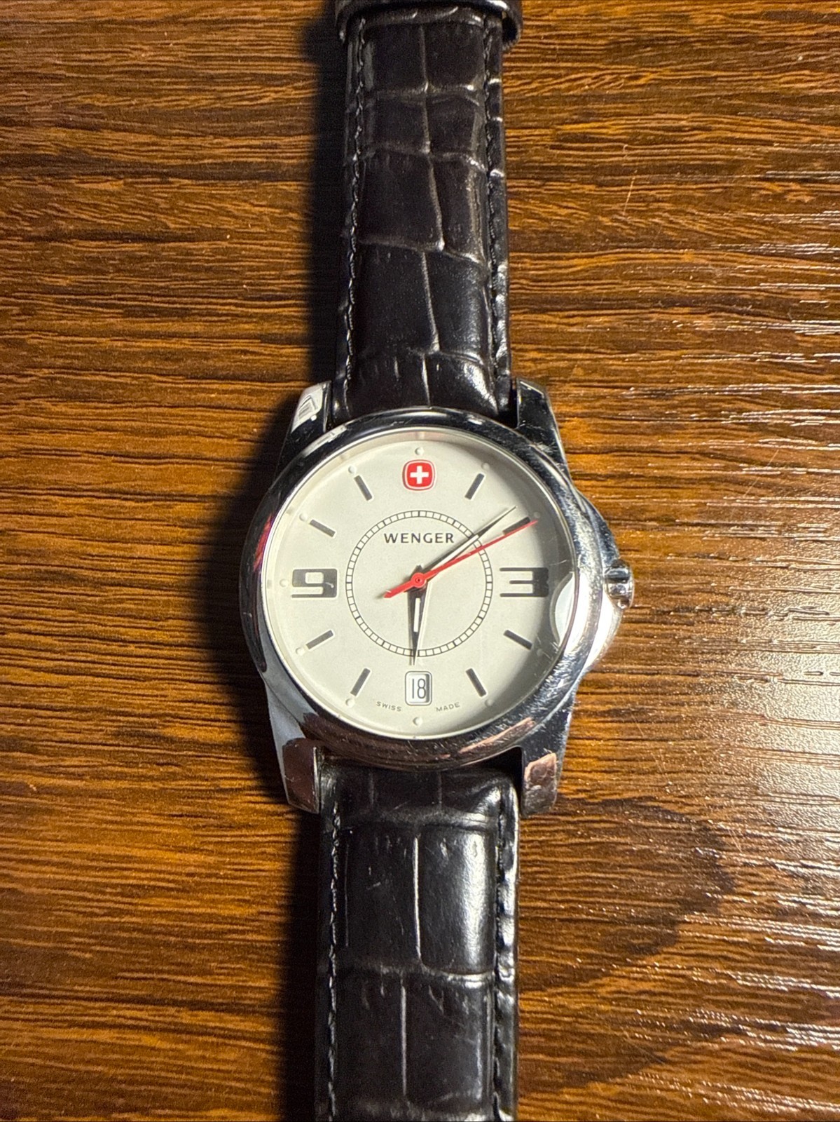 Swiss Army, Bottom Date Quartz, Mens Watch 7258X