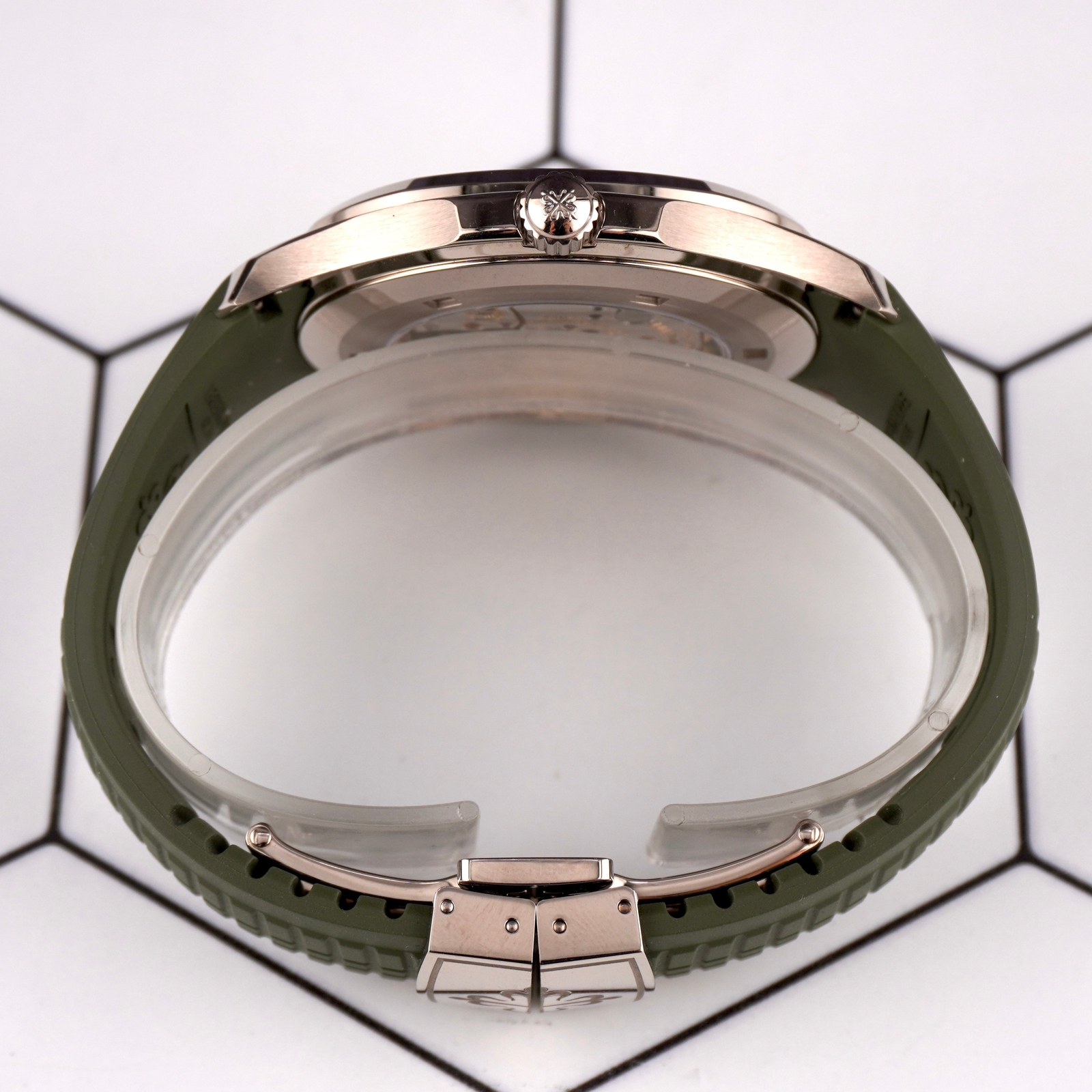 Patek Philippe Aquanaut Jumbo 18K White Gold Khaki Green Men’s Watch 5168G-010