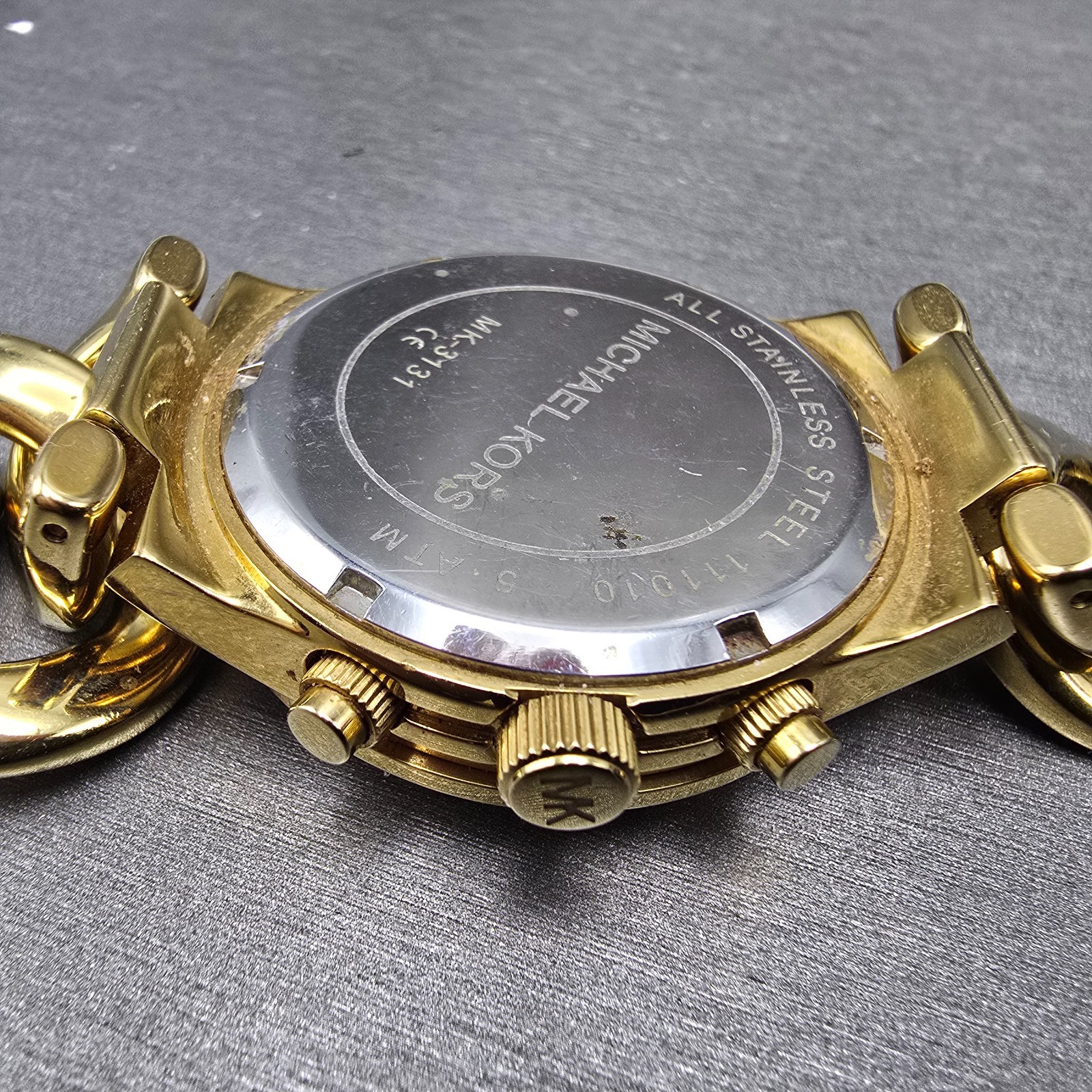 Michael Kors Runway Chronograph Watch Women 38mm Champagne Dial Gold Tone Runs