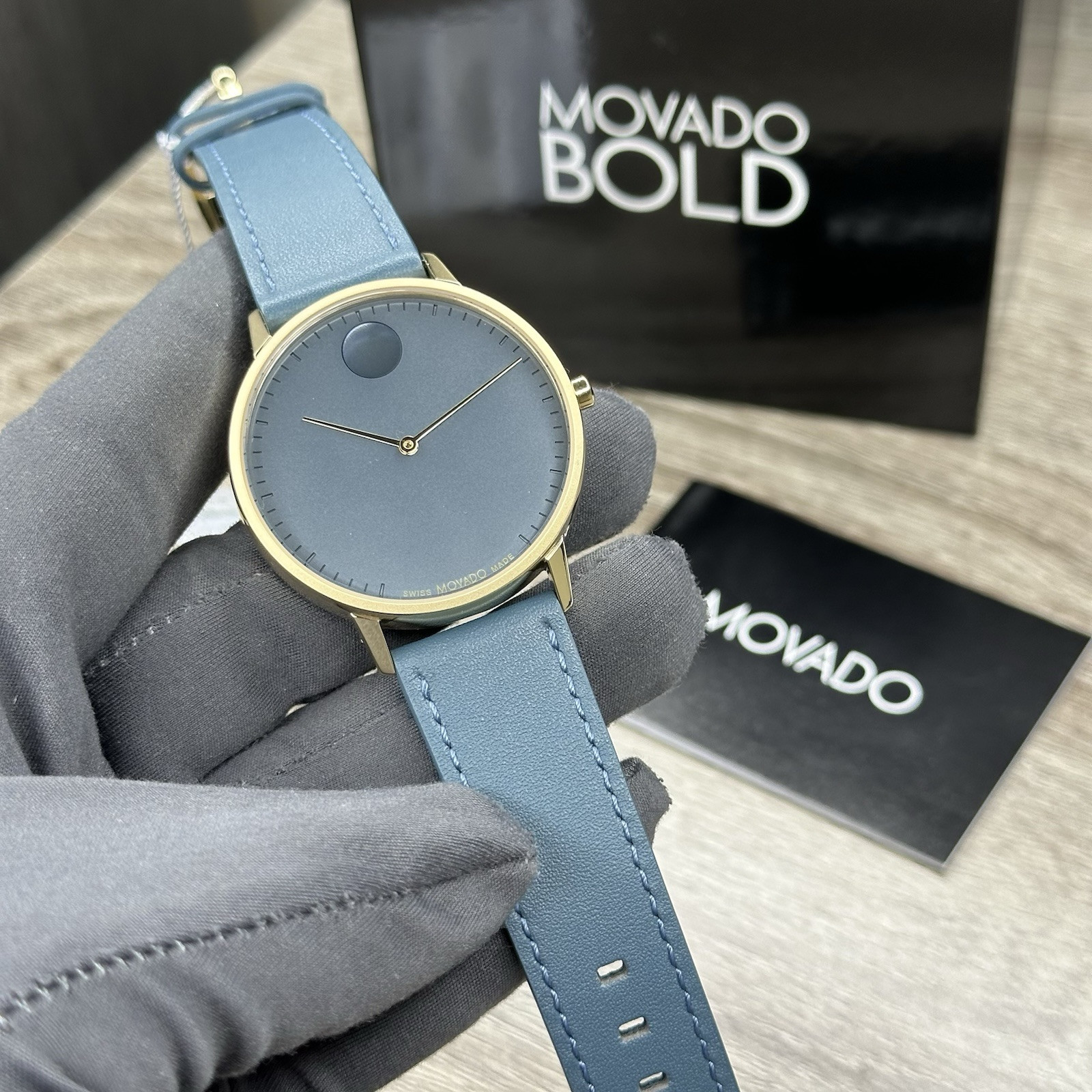NEW✅SWISS✅ Movado FACE Gray Dial Teal Blue Leather 41mm Gold Men’s Watch 3640124