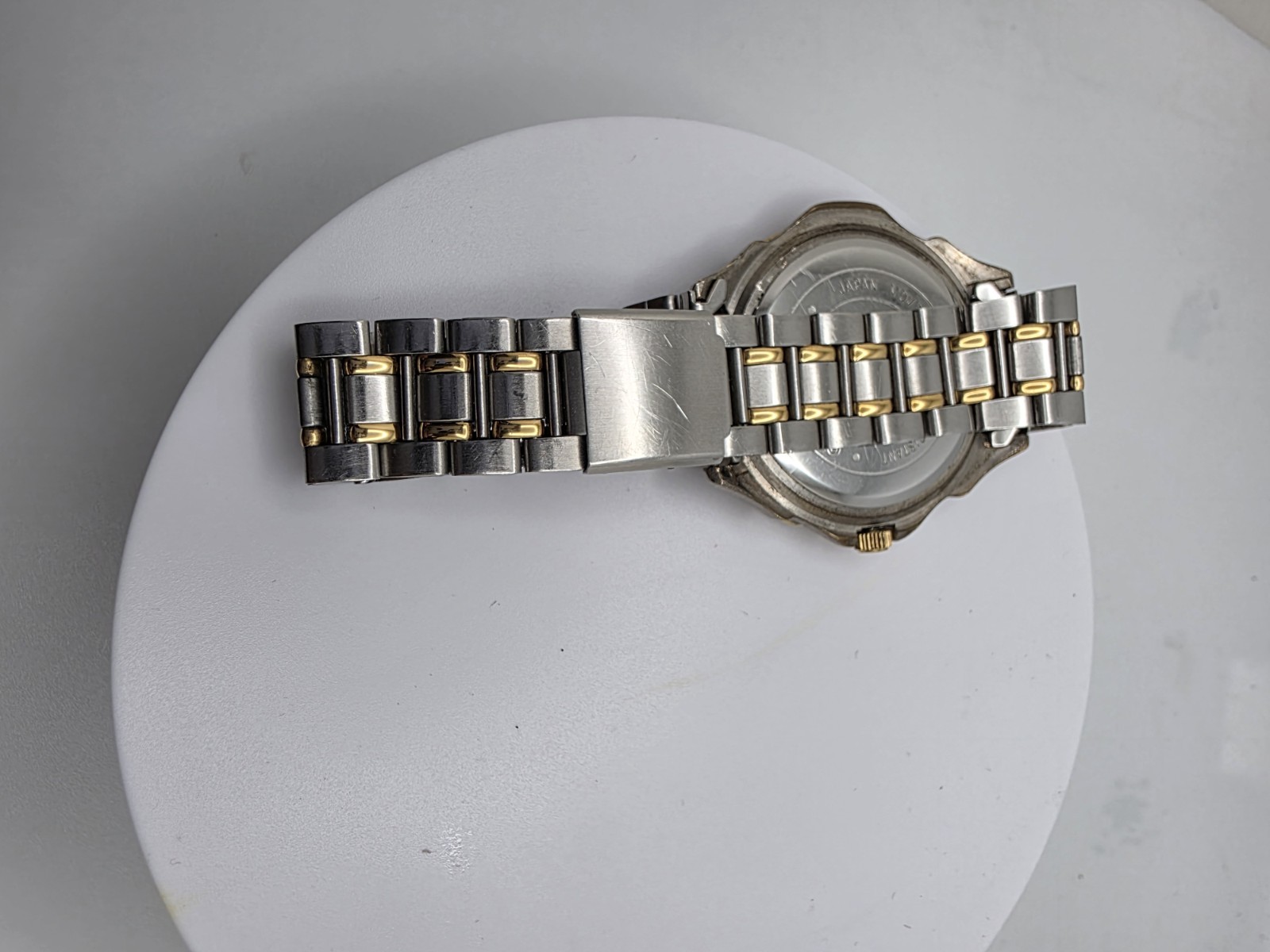 Vintage Guess Men’s two tone, blue dial quartz watch