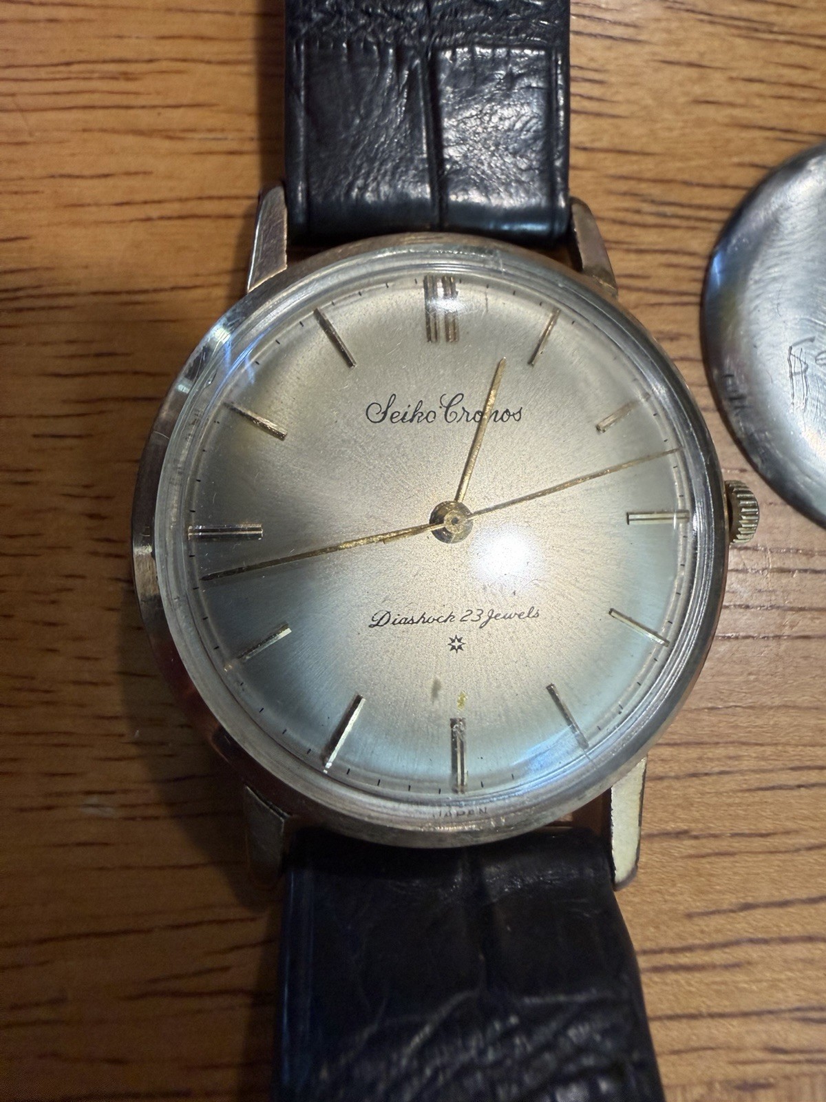 Vintage SEIKO Crown 36mm Gold Hand Winding Mens Watch