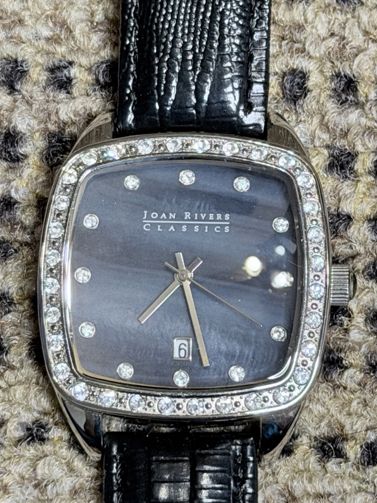 “JOAN RIVERS CLASSICS” WATCH BLACK MOTHER OF PEARL DIAL w CRYSTALS NEEDS BATTERY
