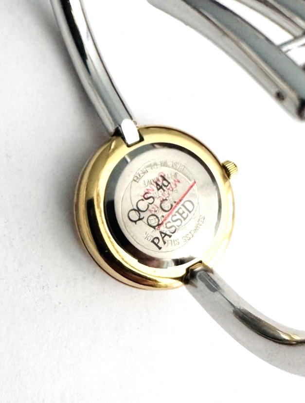 Paolo Designed by Gucci Watch Changeable 2 Extra Bezels and Bands New in Box