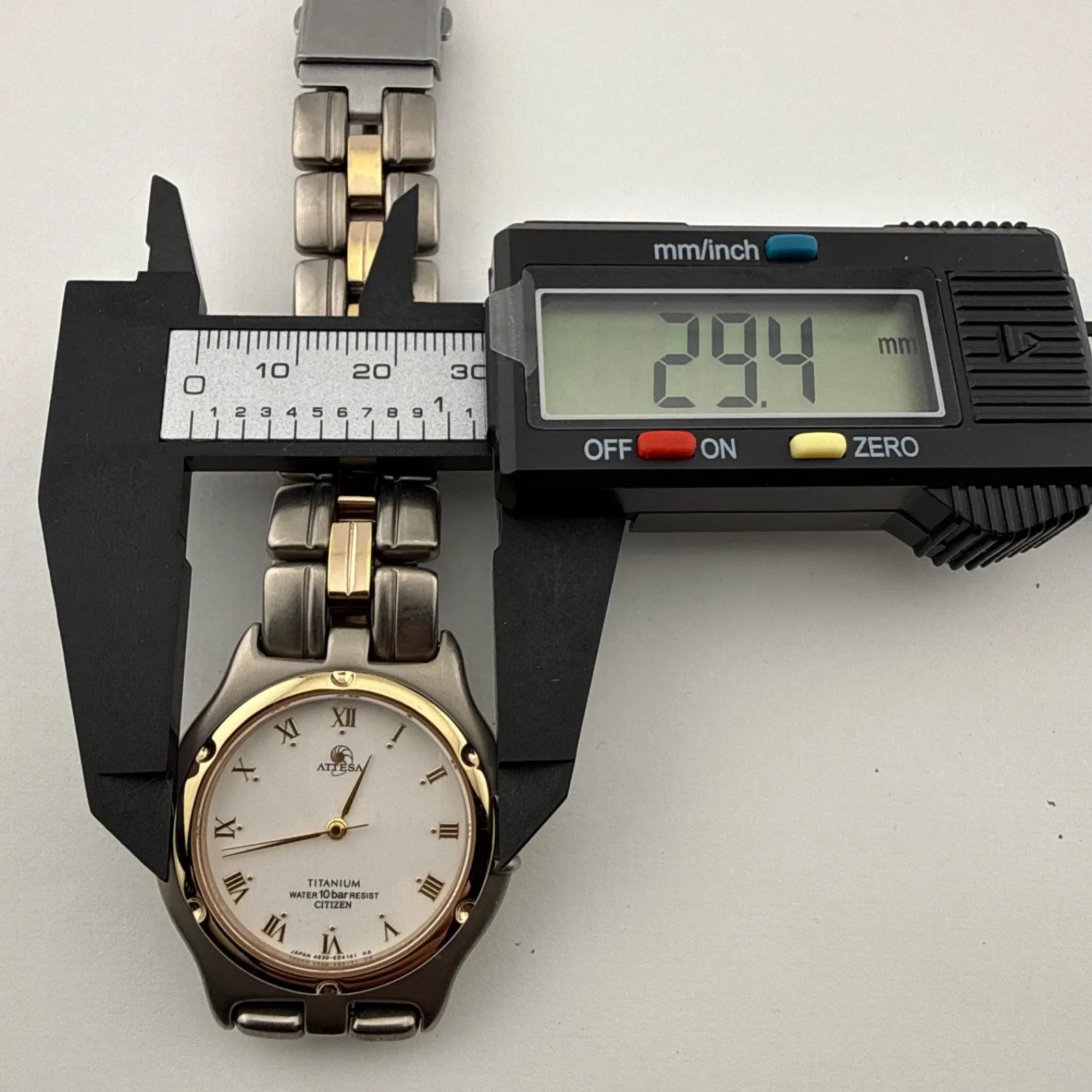 CITIZEN ATTESA 4634-E67340 TITANIUM Men’s Quartz Watch, Working Condition, B