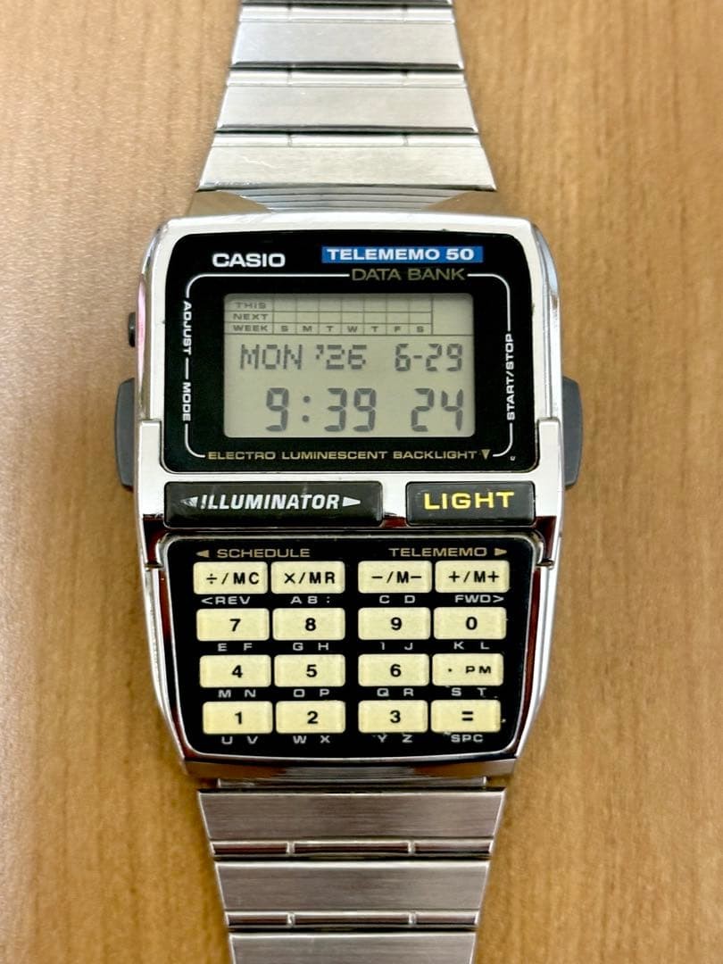 CASIO Data Bank DBC-630 Vintage Calculator Watch Silver Retro