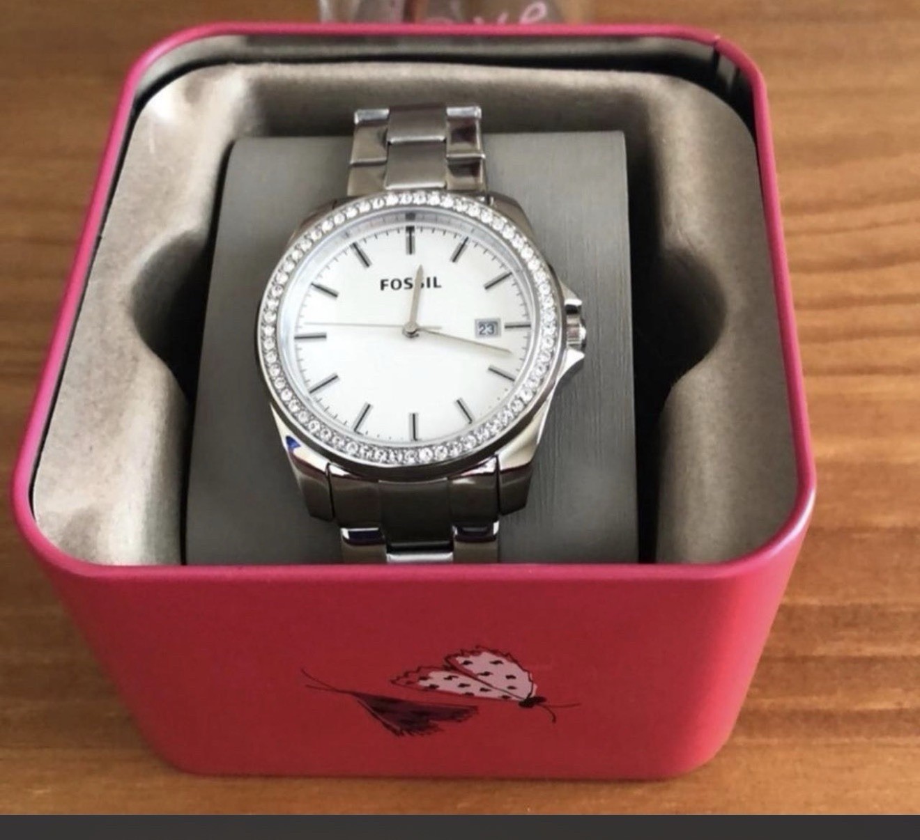 Fossil Silver Analog Wristwatch Gem-Set Bezel Date Indicator Original Box