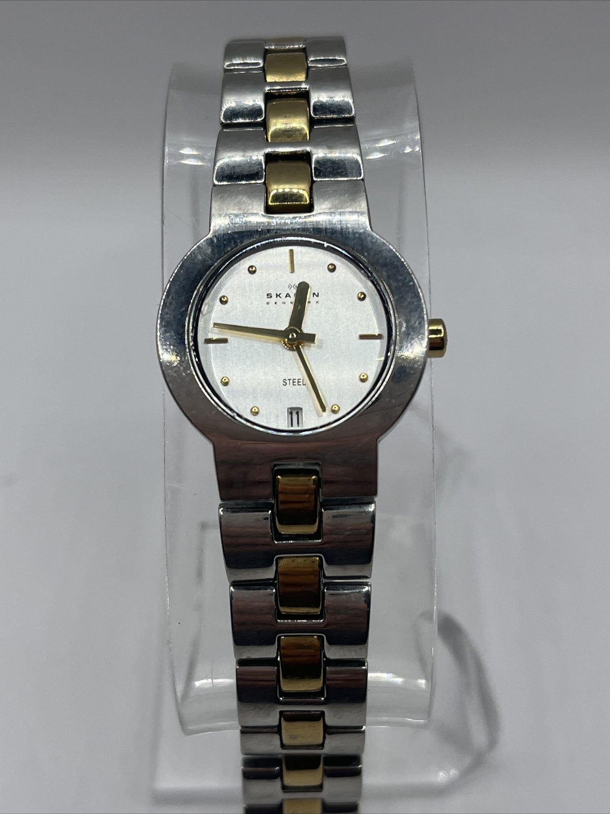 Skagen Denmark 236SGX Two Tone Quartz Analog Ladies Watch- New Battery