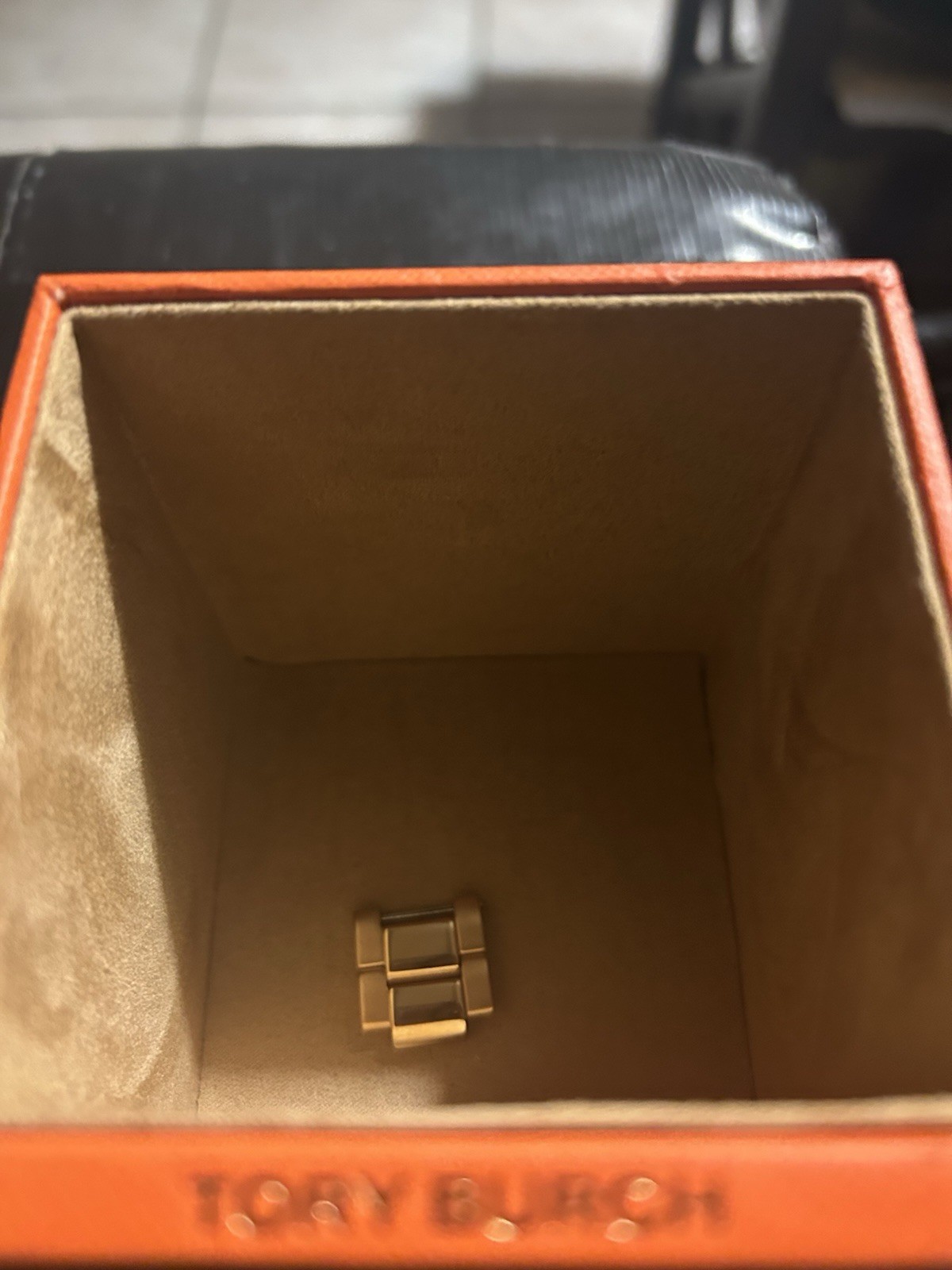 Tory Burch Women’s White Watch – TBW1250