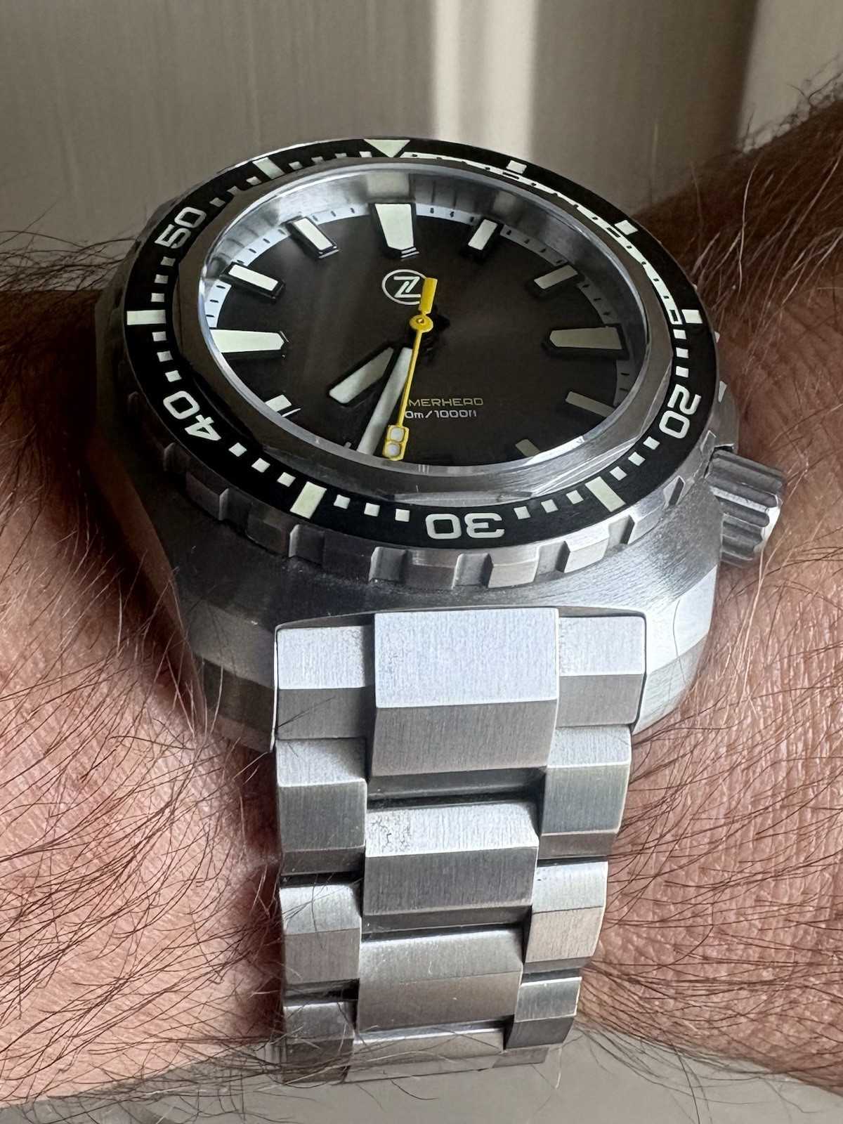 Zelos Hammerhead V3 Antique Black Dial #044/500 Lightly Used