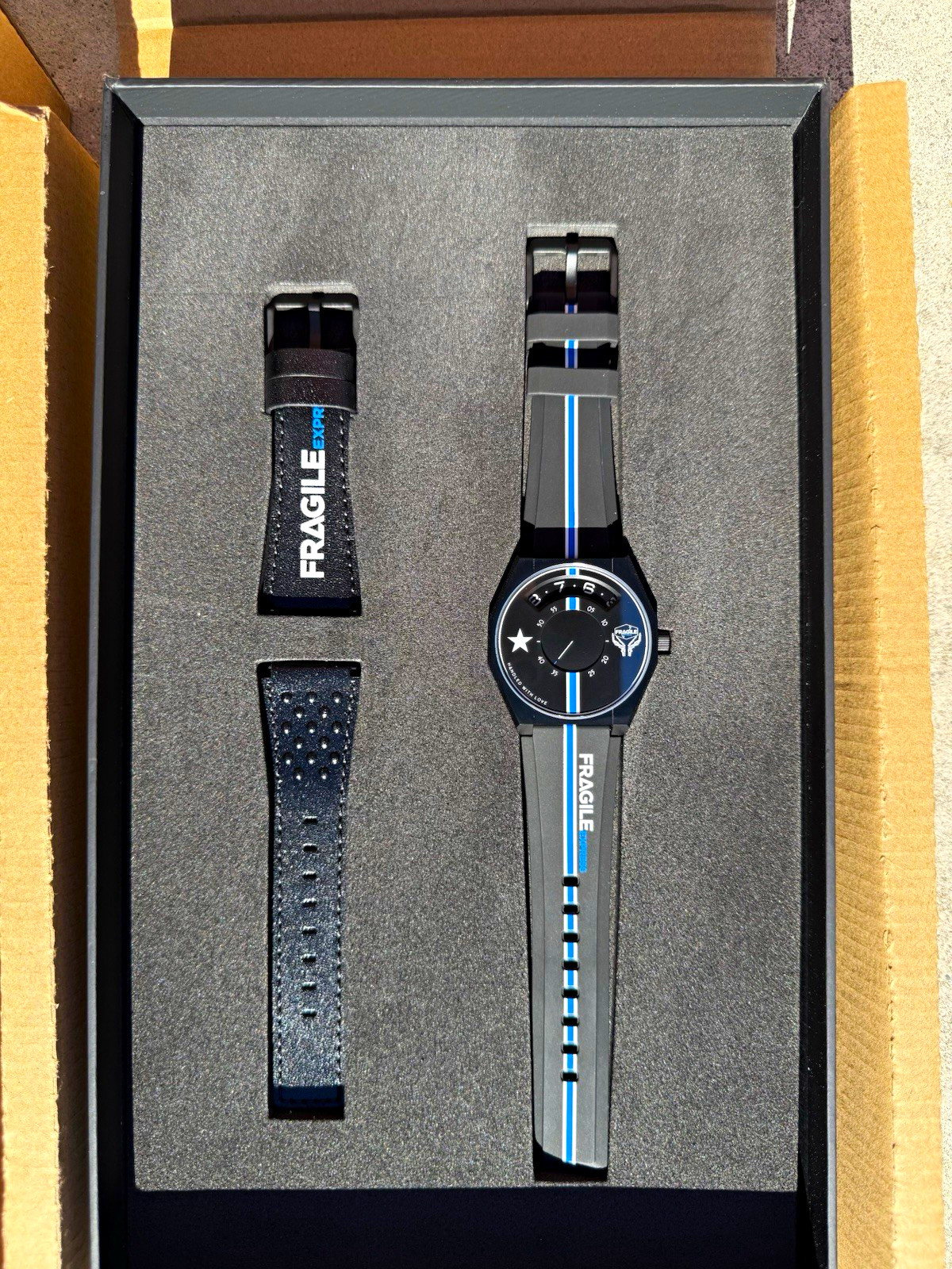 Death Stranding Anicorn Fragile Express Analog Quartz Watch w/ Extra Strap Box