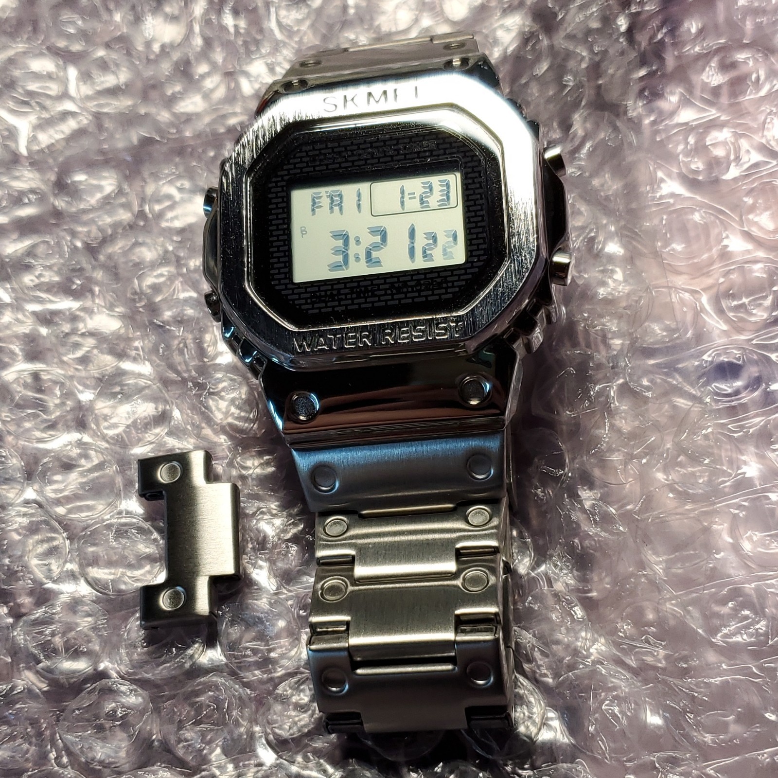 SKMEI Quartz Digital Watch Black/Silver Stainless Steel Band 30M WR-