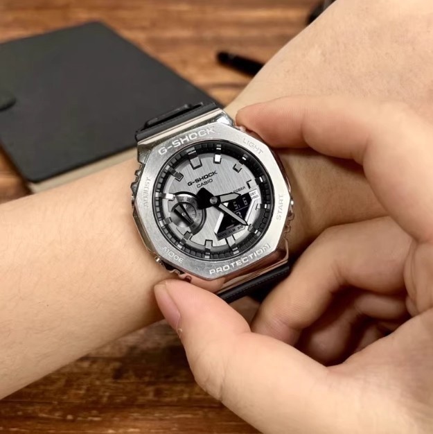 New Casio G-Shock GA2100 Silver Case Black Dial Quartz Watch Brand – With Box
