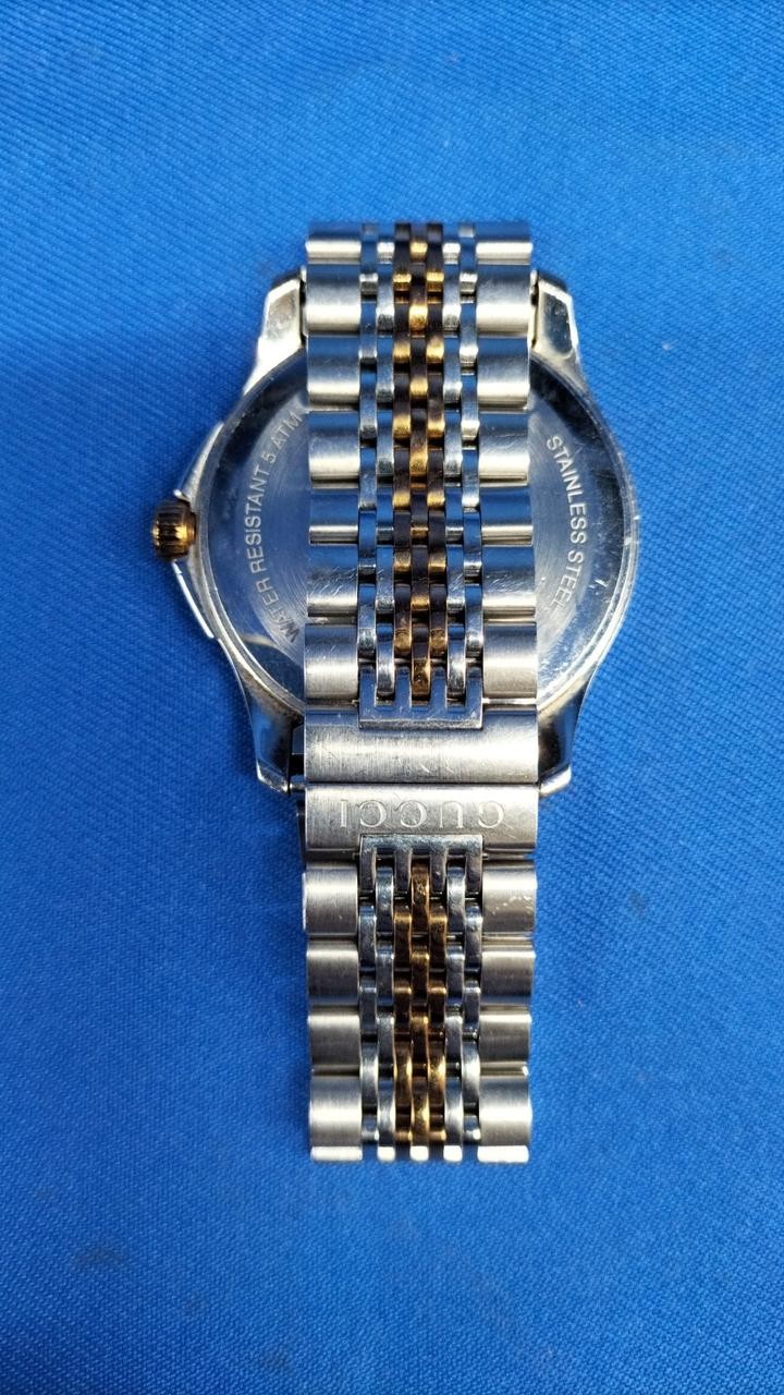 G Timeless Model Number YA126512 GUCCI