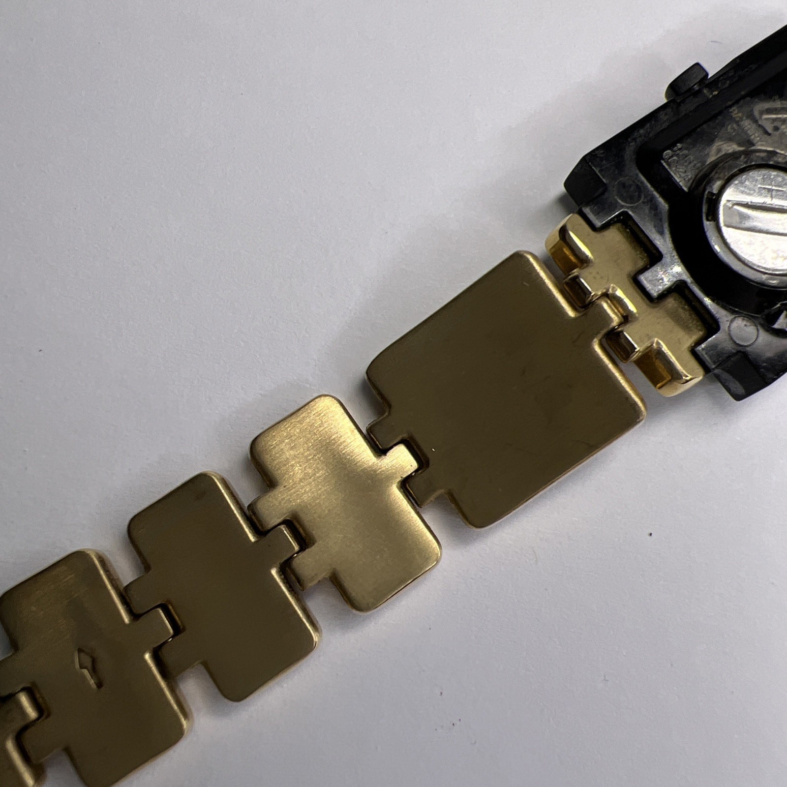 Swatch Square Watch SUBM104G AG2006 Luxotric Gold Tone & Black Quartz Watch