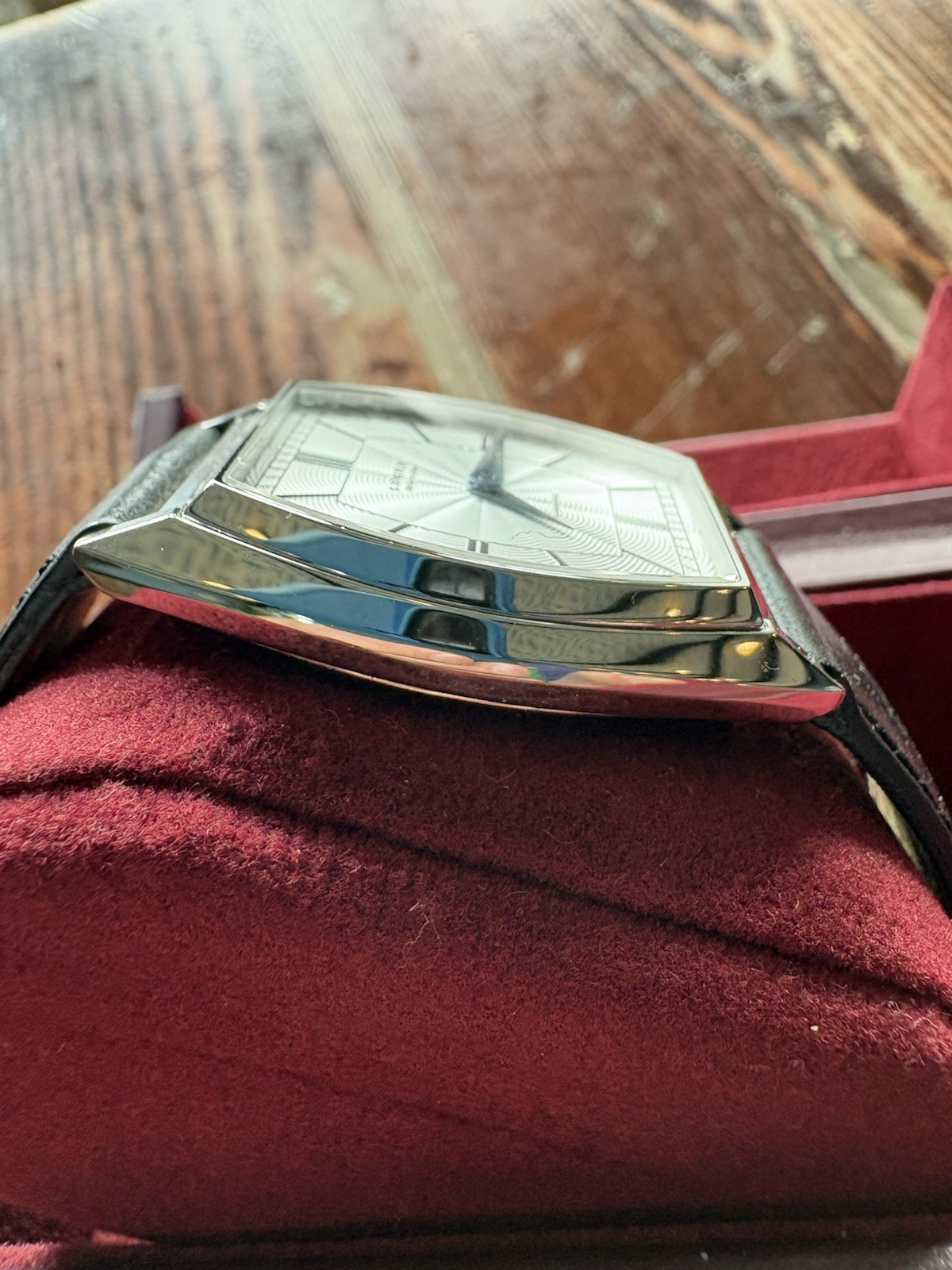 Full Set — Lorier Zephyr Automatic Tonneau Watch — Discontinued