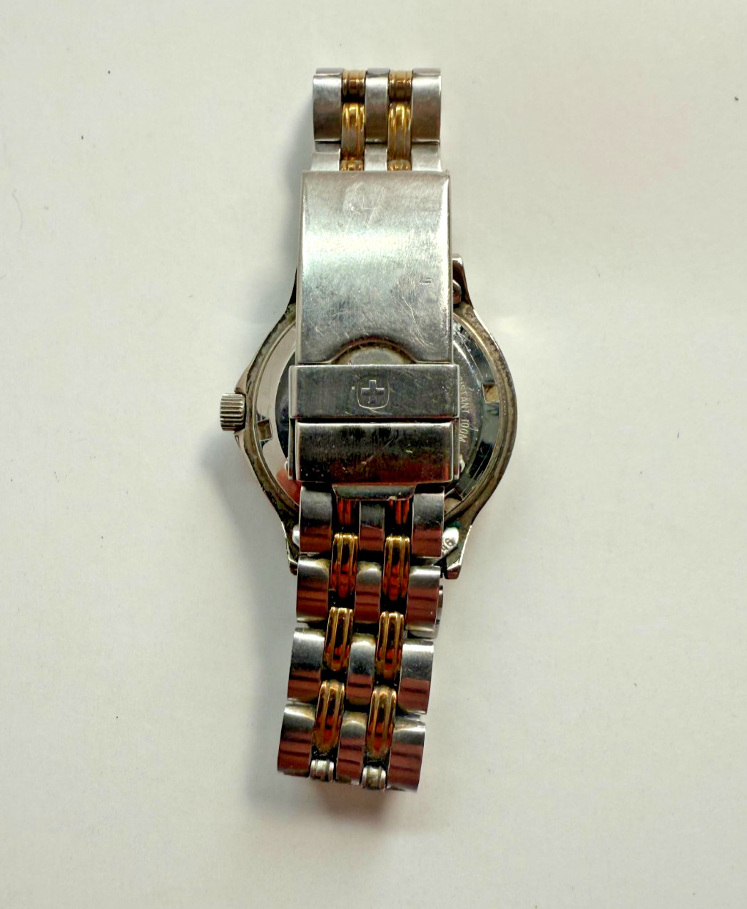 Vintage Wenger Swiss Army SMT Design 100M Mineral Crystal Date 091-0682 AS IS
