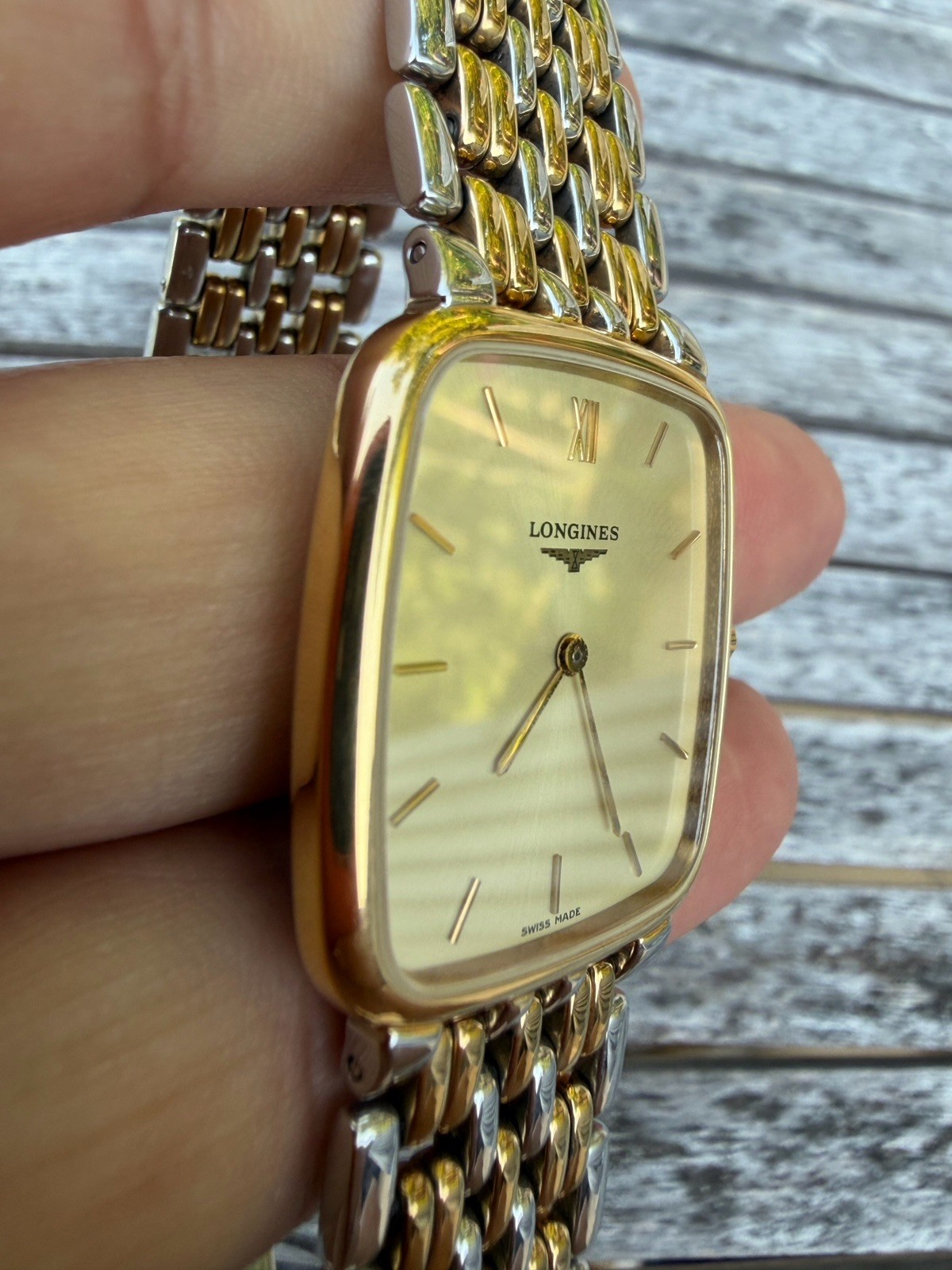 [N MINT] Longines Grand Classic L5.637.3 28mm Gold Dial Quartz Men’s Watch