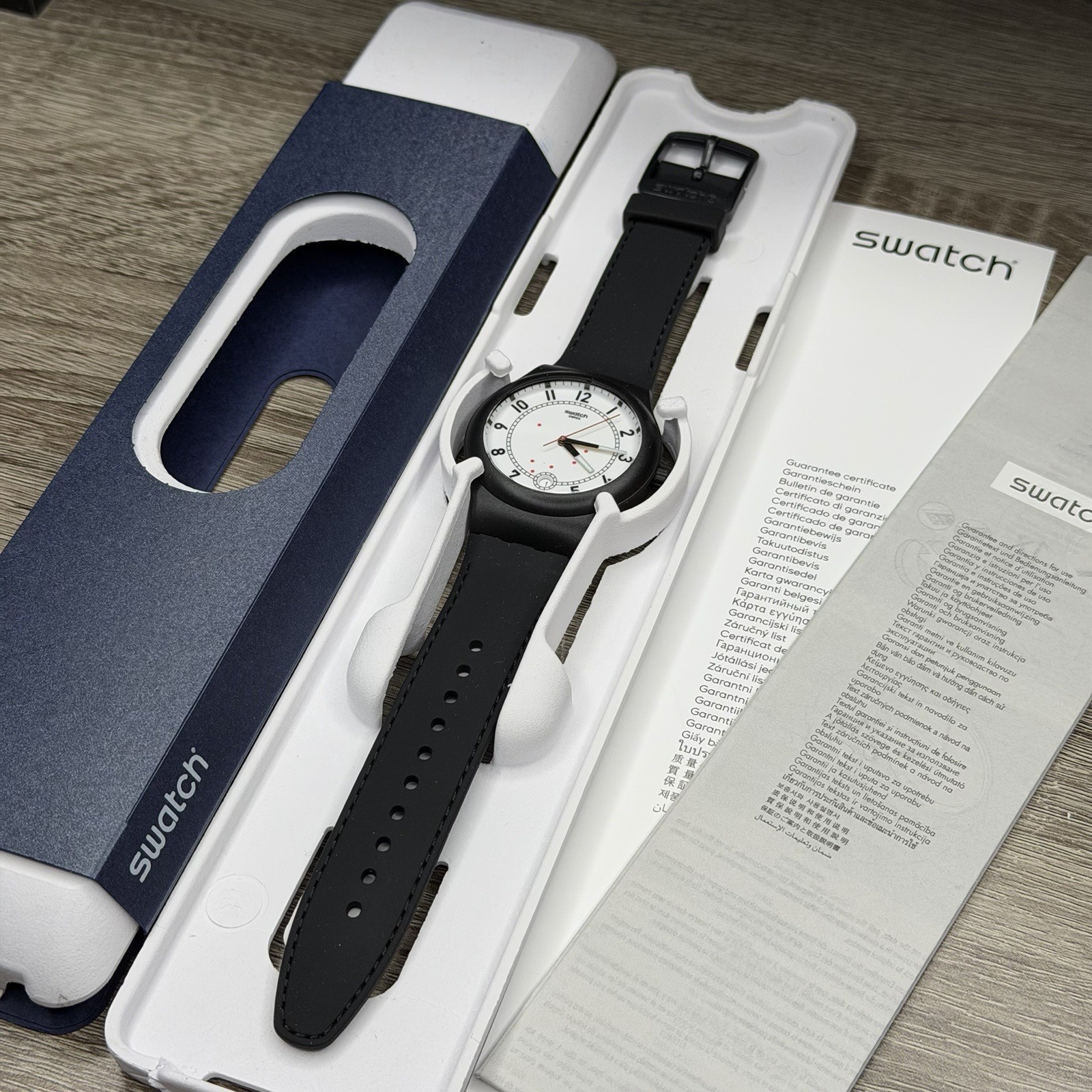 NEW✅AUTOMATIC✅ Swatch SISTEM CHIC Black Silicone Men’s Watch SUTB402