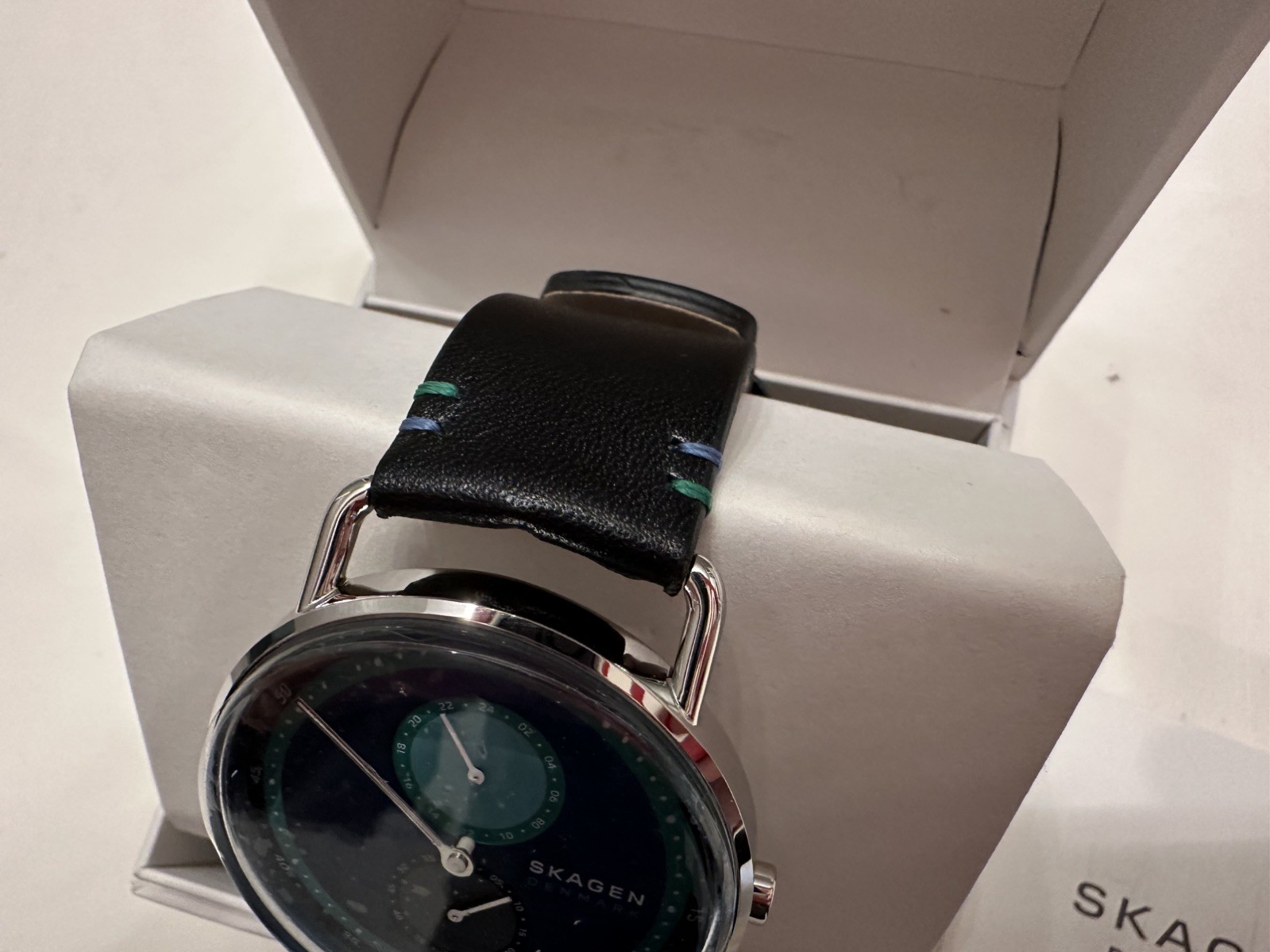 RARE PREPRODUCTION Skagen Horizont Limited Edition Blue Green Dial Black Watch