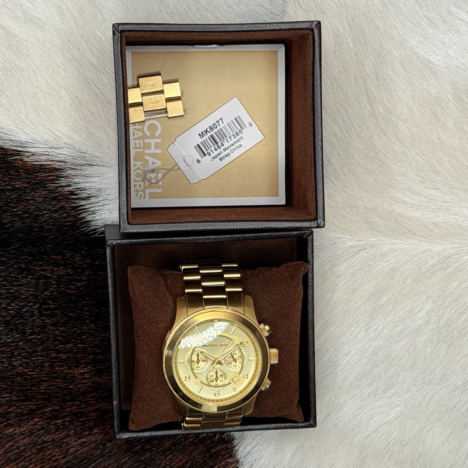 Michael Kors MK8077 Runway Men’s Chrono. Gold Watch | Box & Links – Complete Set