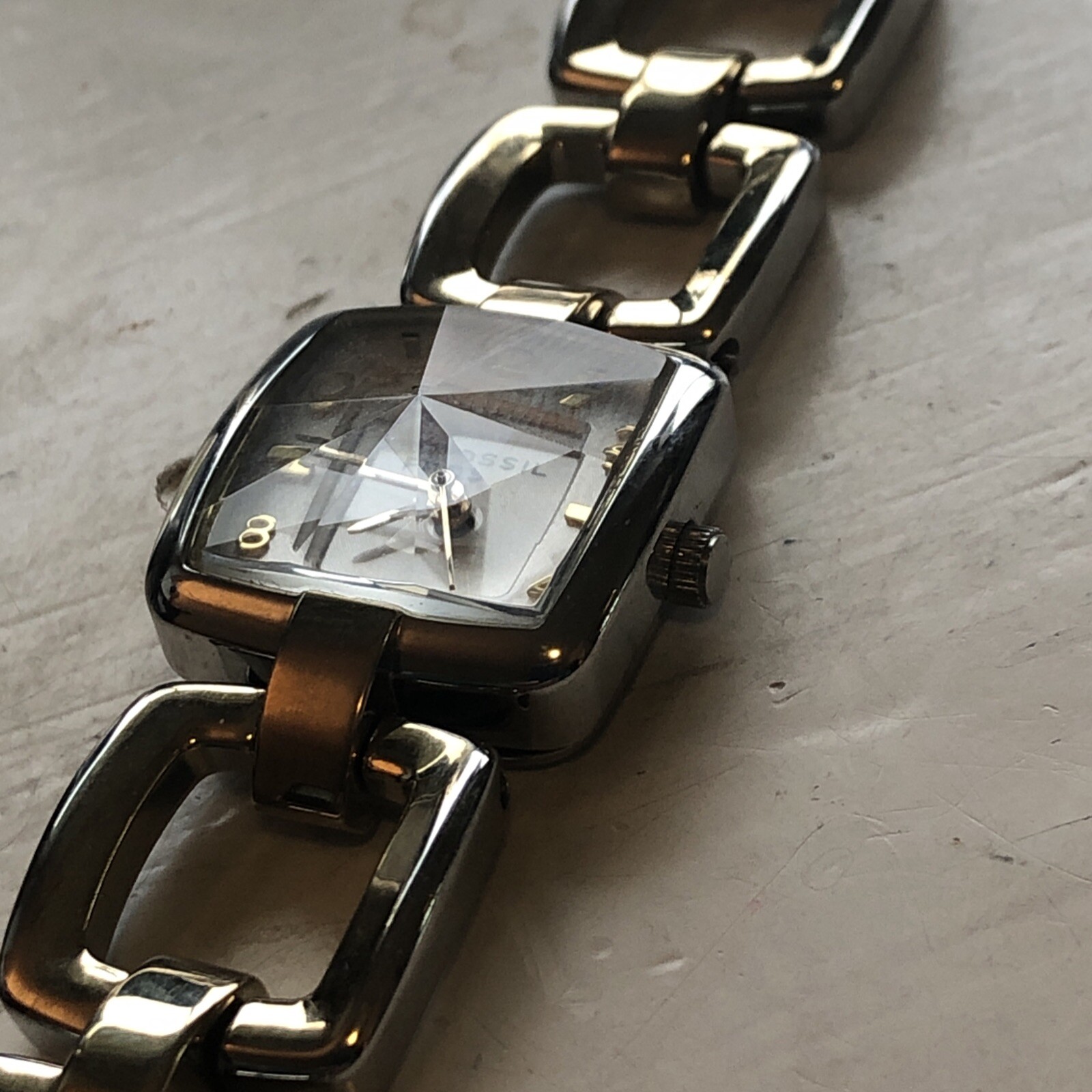 Fossil Es-1781 Watch