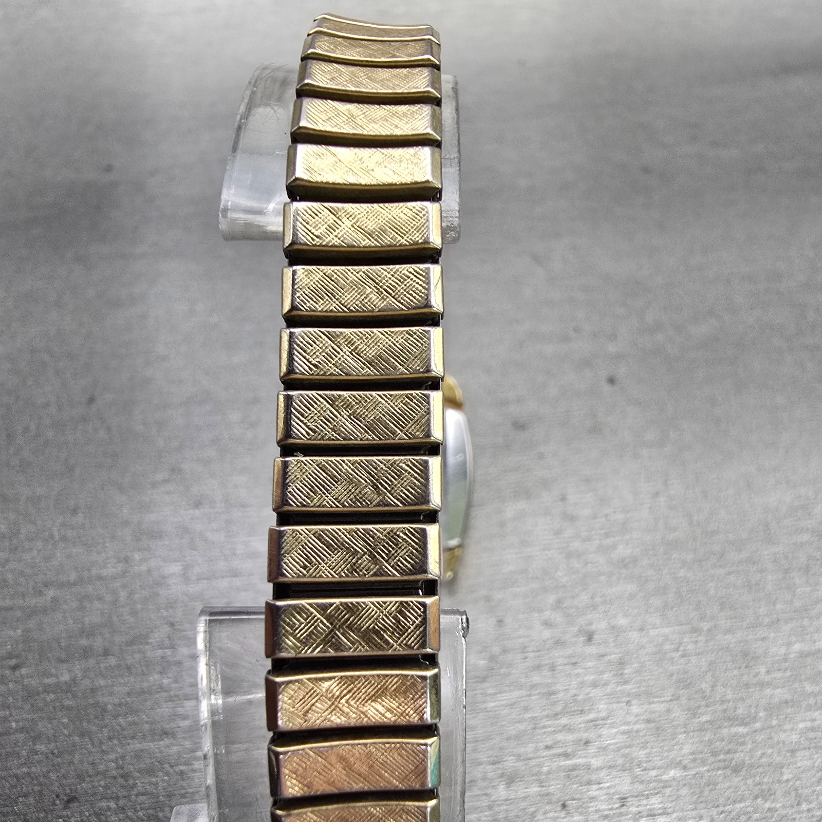 Seiko Watch Women 17mm Bronze Dial Gold Tone Rectangle 11-3499 Vintage Works