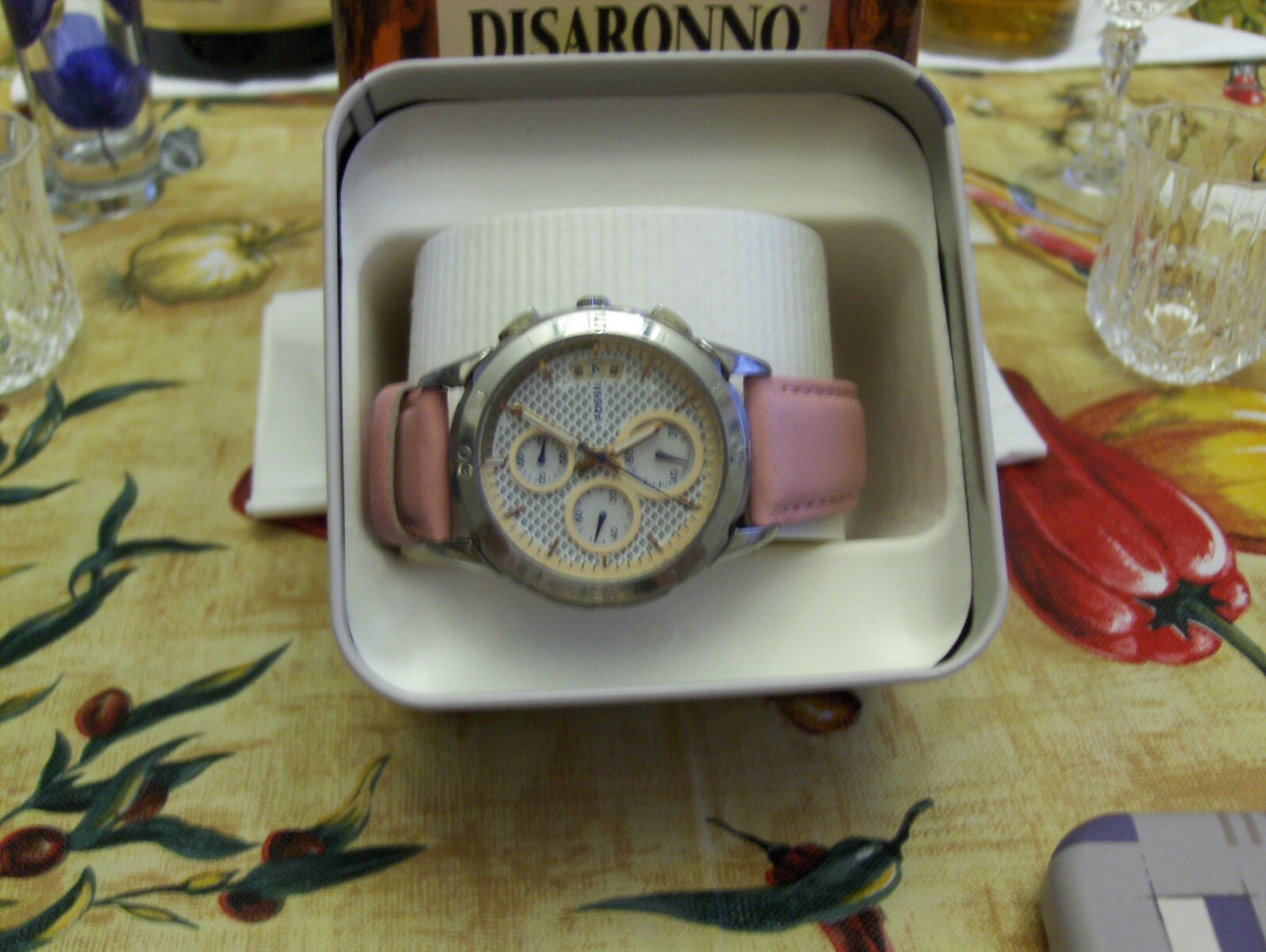 FOSSIL ES 4024 MODERN PURSUIT 3 EYE CHRONOGRAPH DIALS AND DATE WINDOW