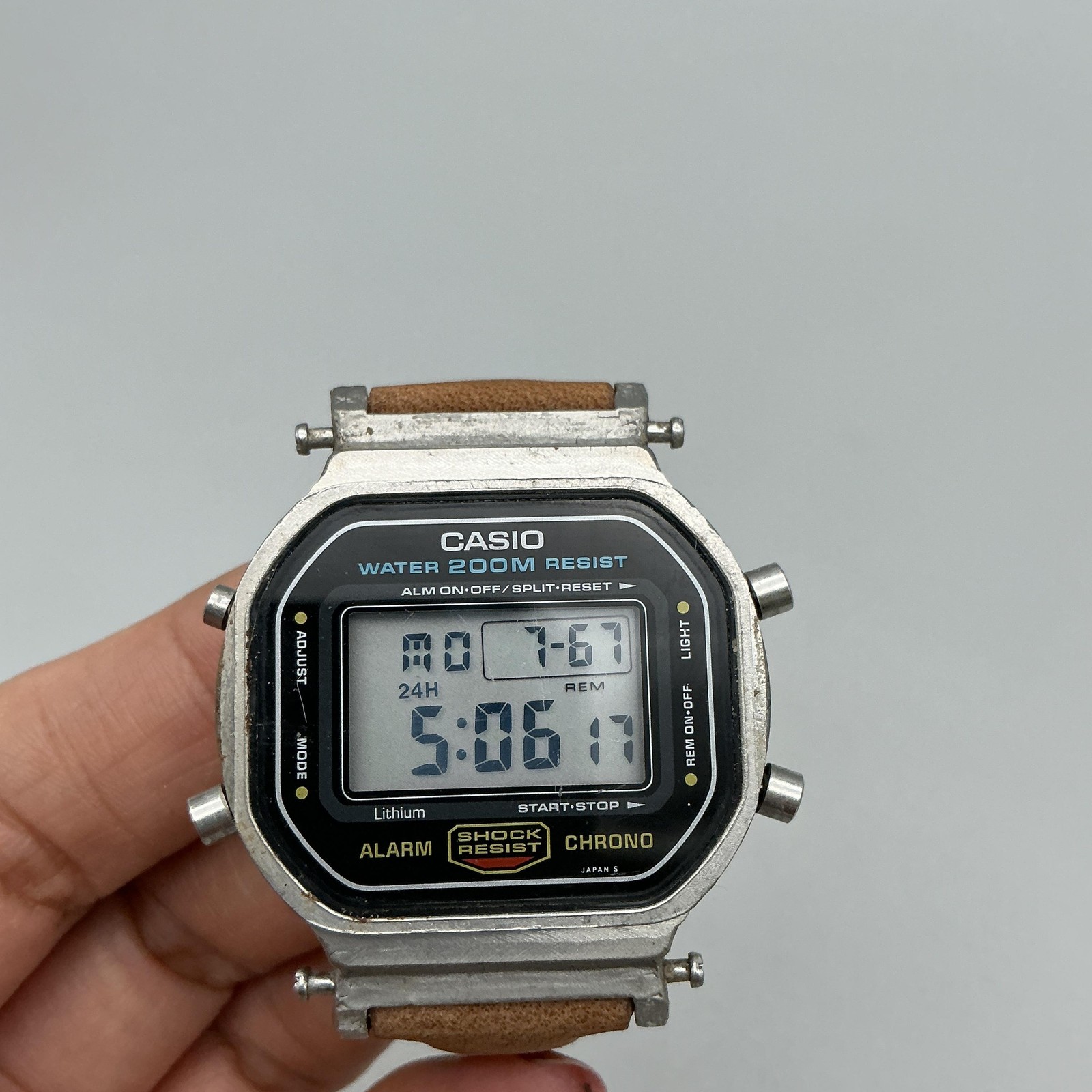 Vintage Casio Mens Watch 38mm Gray Digital 901 DW-5600 Chrono New Battery
