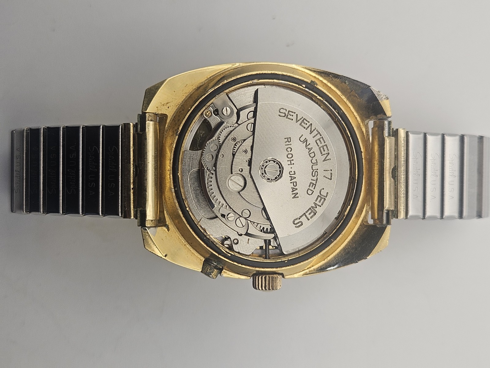 ​Vintage Ricoh 17J Automatic Watch – Eye-Catching Mirrored Gold Dial. Working