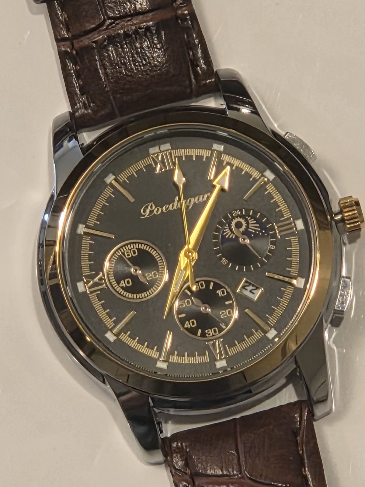POEDAGAR Men’s Quartz Analog Watch Date Black Dial Leather Strap