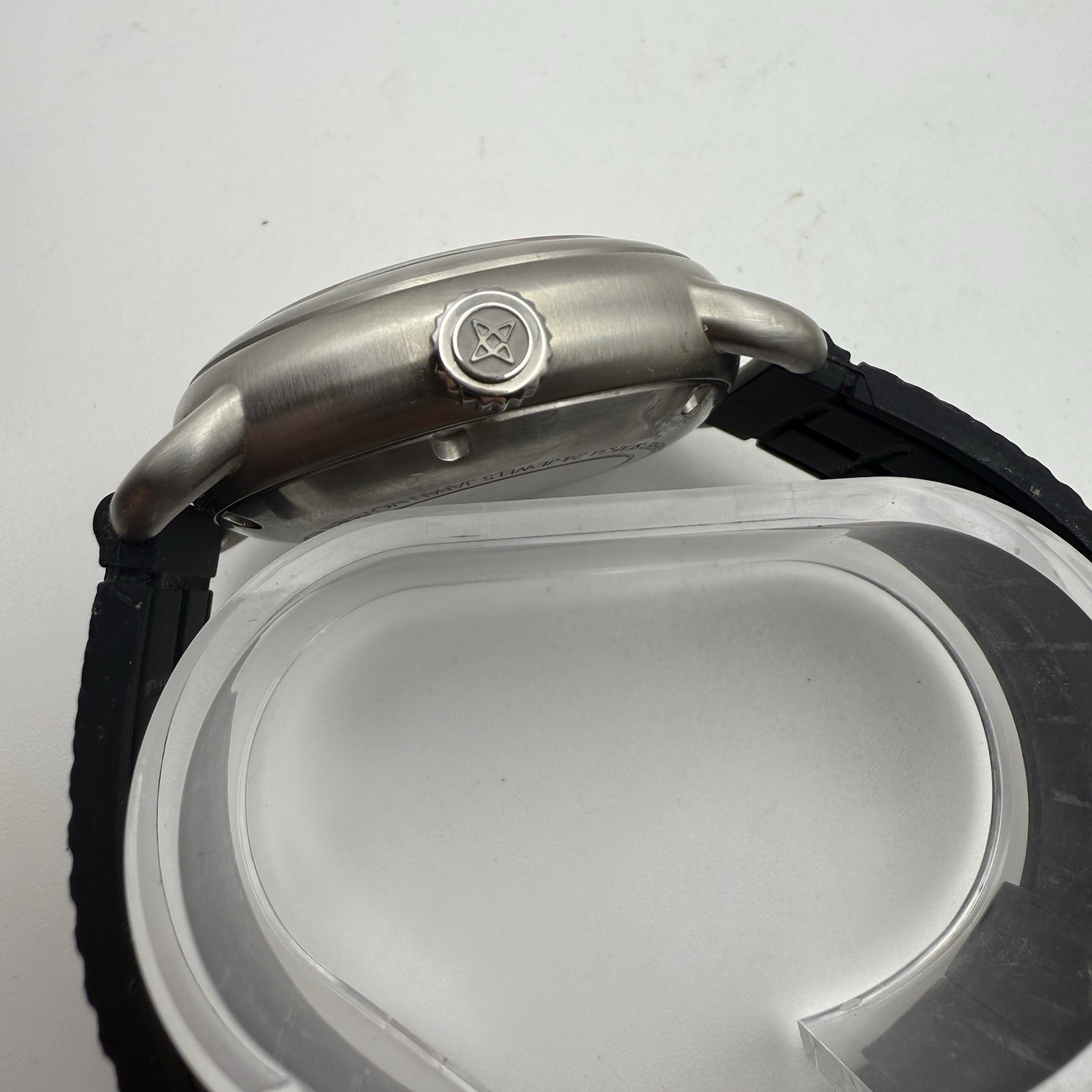 Aragon K1 A592 Sun & Moon Automatic Watch Red Dial NH34 200M Stainless
