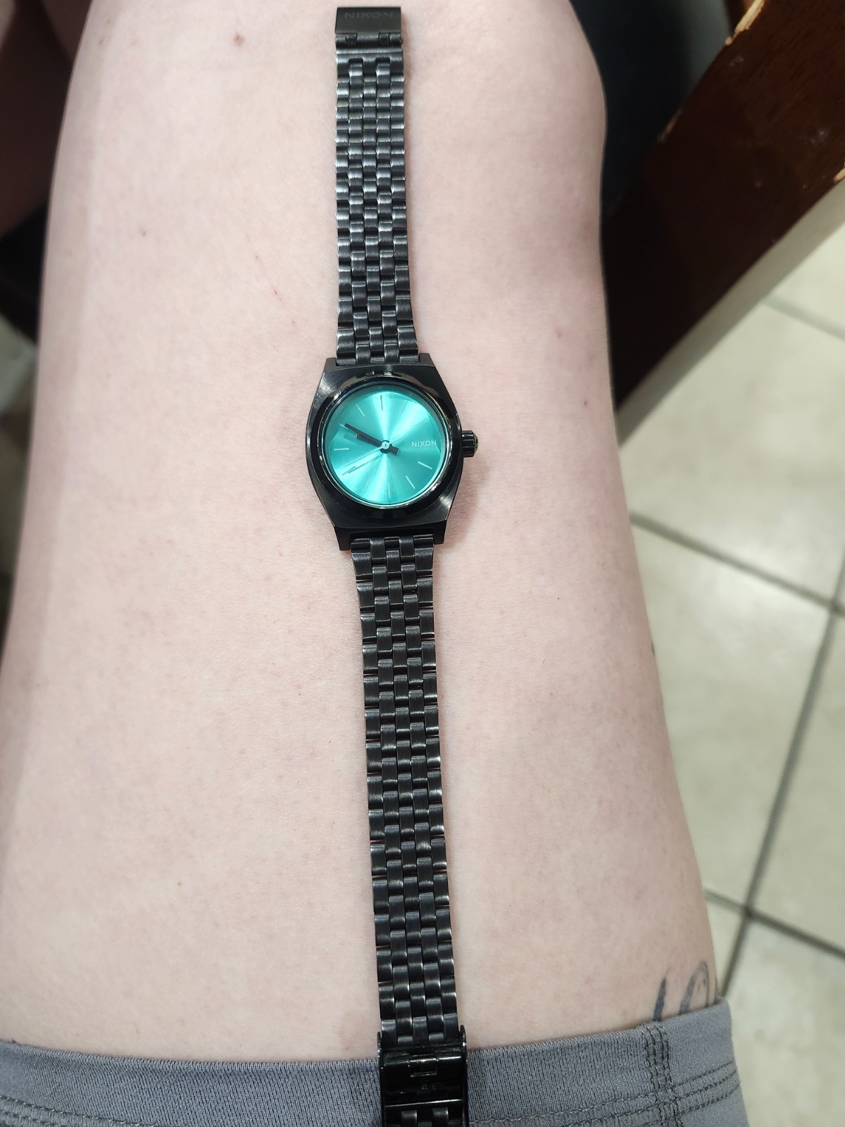 Nixon Minimized Small Time Teller Watch – Black / Turquoise Dial (A399)