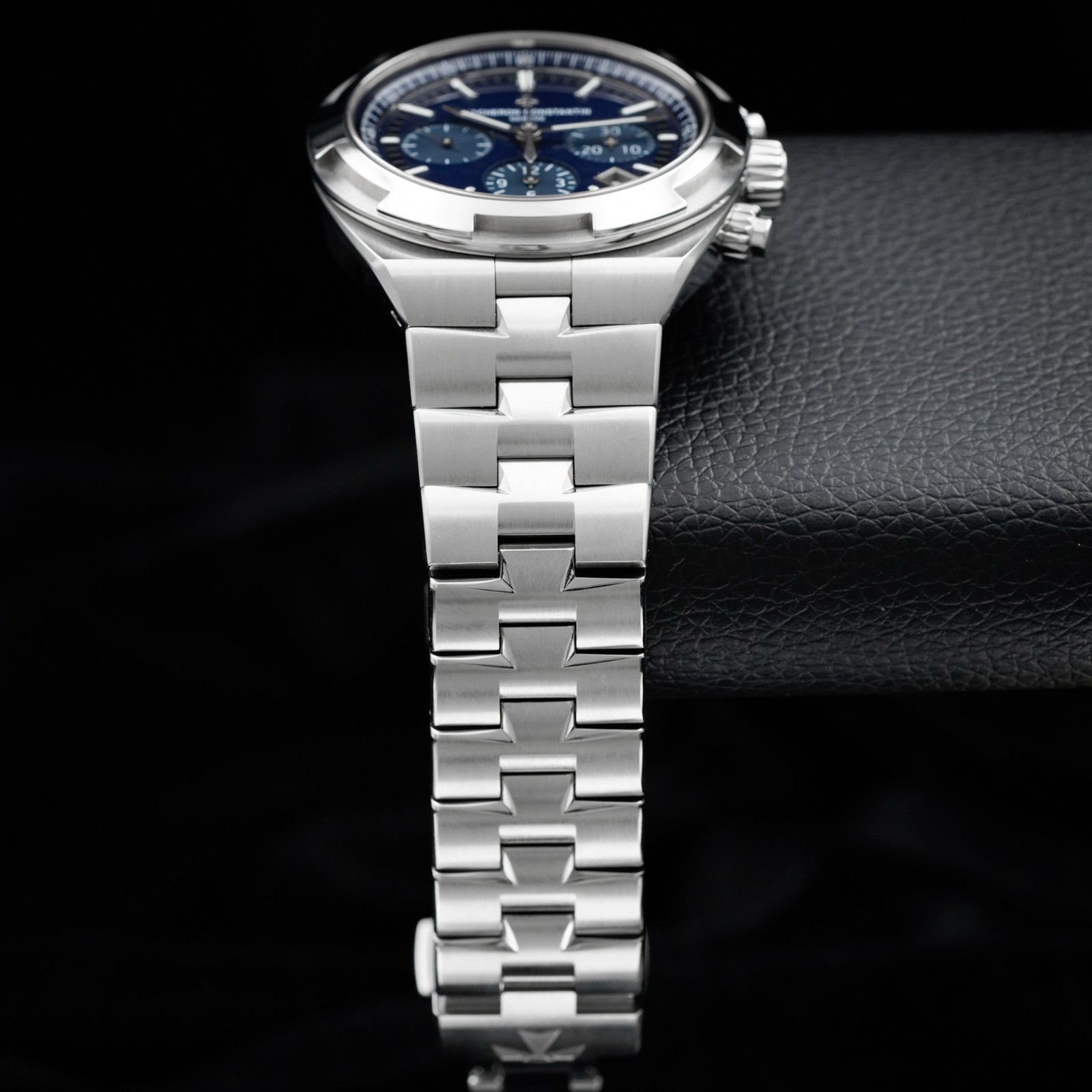 2020 Vacheron Constantin Overseas Chronograph Blue Dial 5500V/110A-B148 Full set