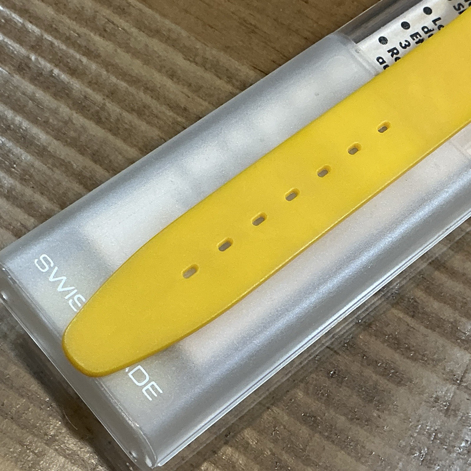 SWATCH – YELLOW RACER – GJ400 – 1984 – 1980’s – 34mm
