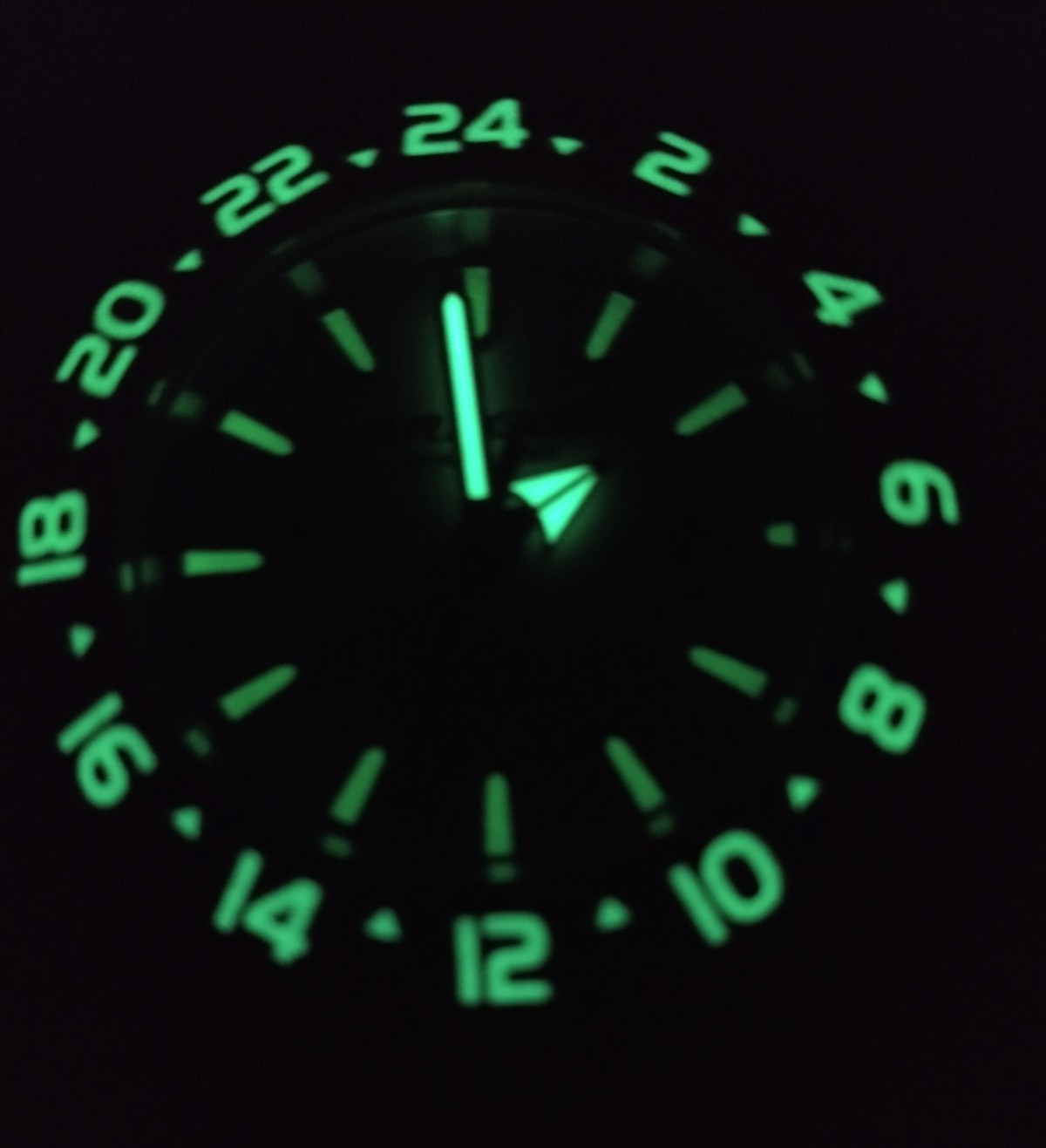New ARAGON Divemaster 200M Men’s Watch, A069 GMT, 45mm, Date Window, New Battery