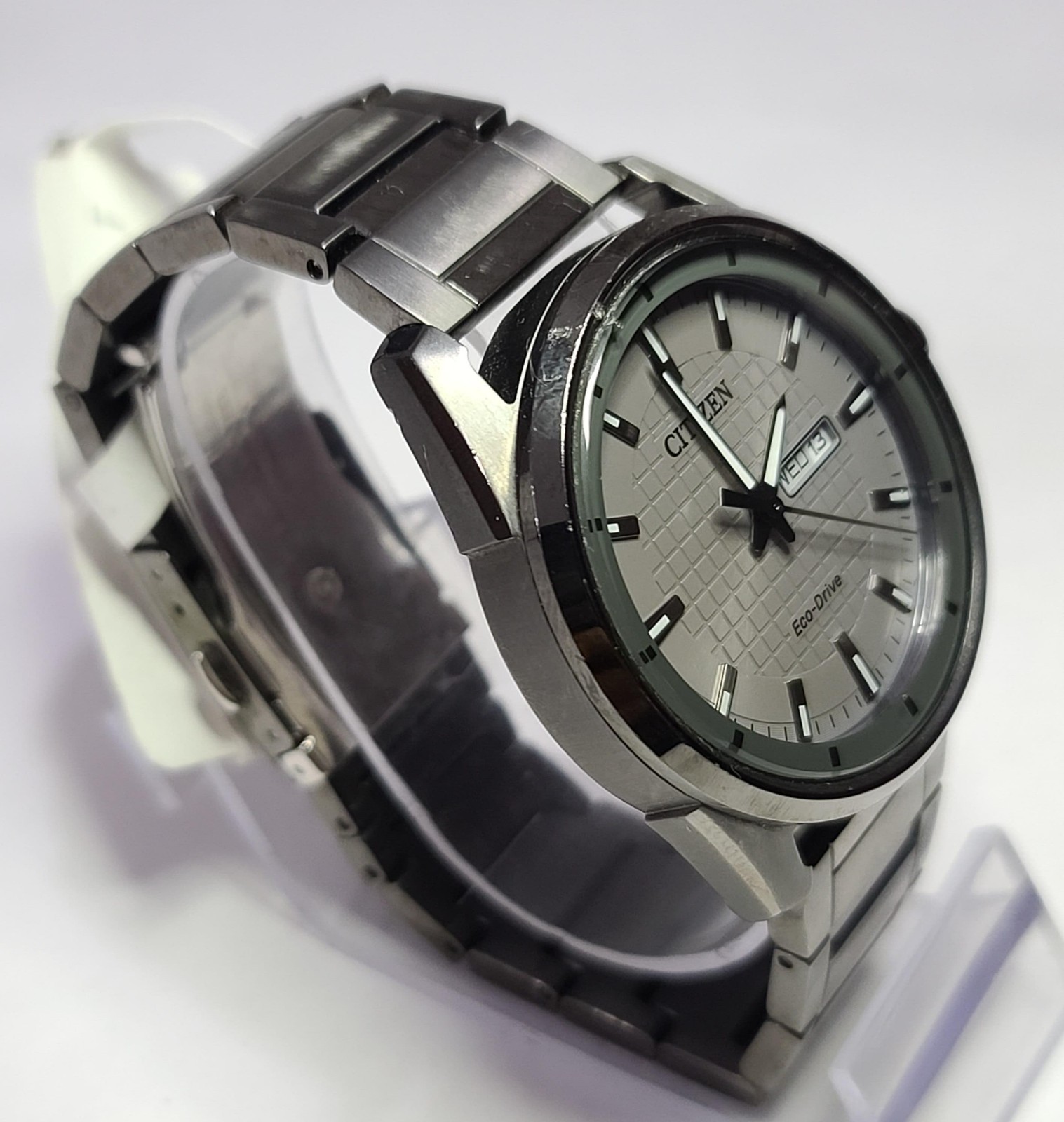 J800-S119251 CITIZEN ECO-DRIVE GRAY DIAL QUARTZ WATCH FOR MEN C5-74