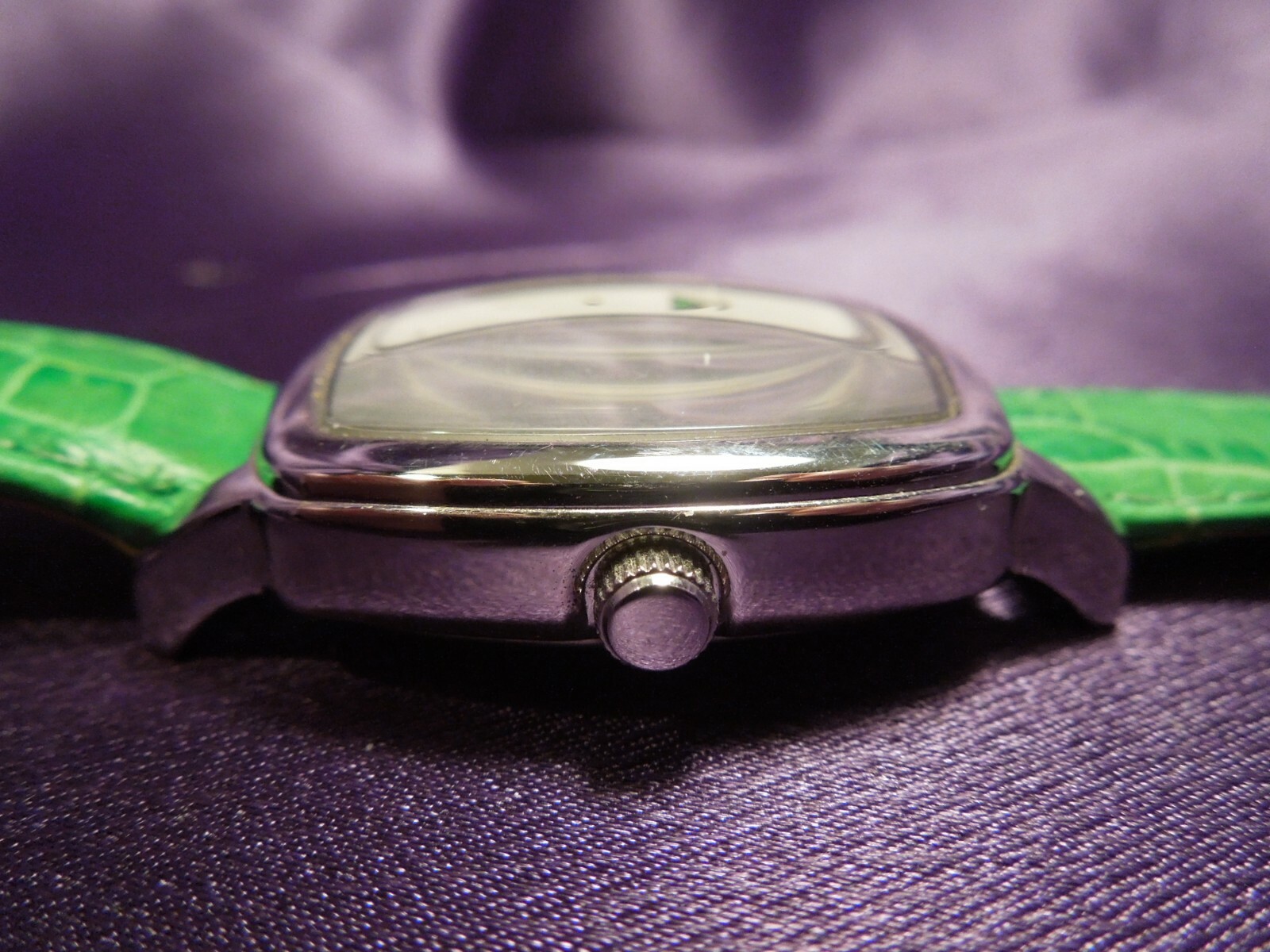 Ecclissi Sterling Silver Lime Green Alligator Crocodile Design Leather Band