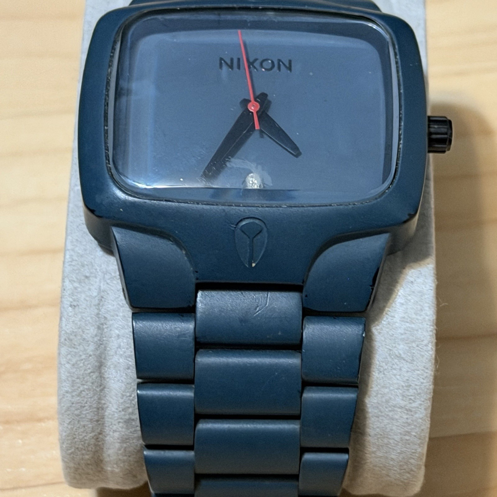 Nixon The Player “Yes It’s Real” GUNSHIP Blue Men’s Analog Surf Watch RUNS READ