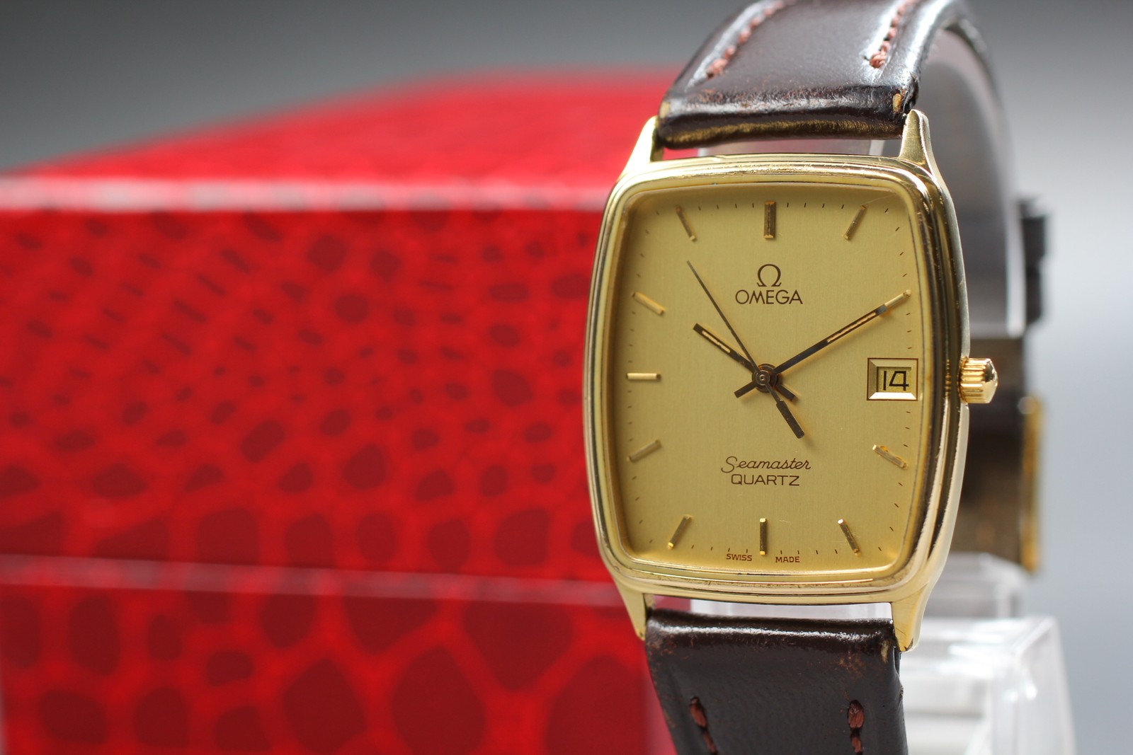 Vintage OMEGA Seamaster Cal.1430 Ref.196.0265 Men’s Quartz Watch 28mm From JAPAN