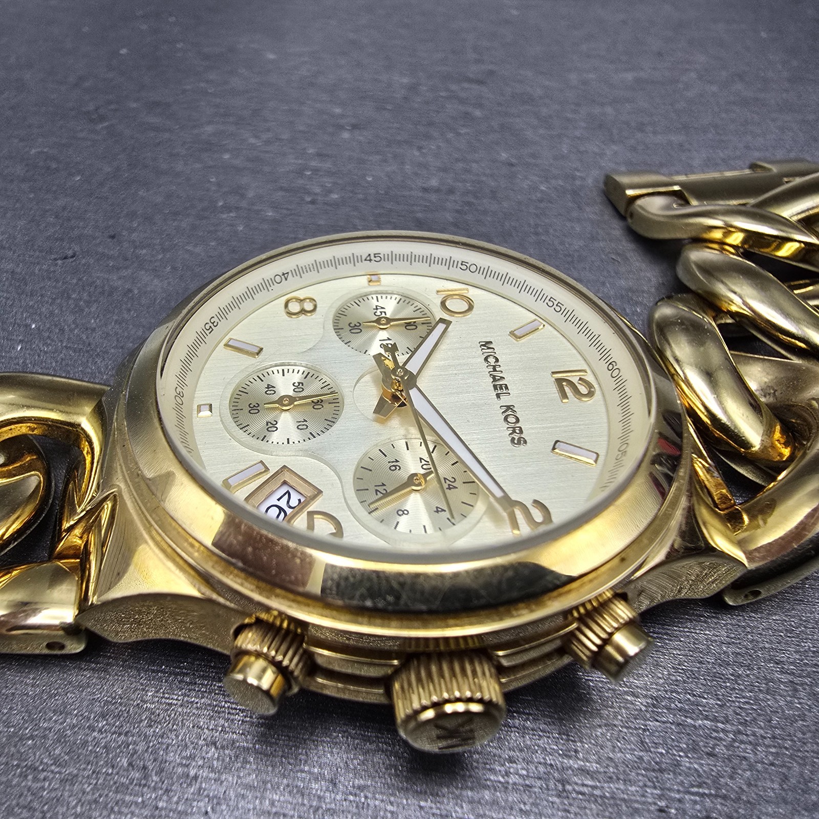 Michael Kors Runway Chronograph Watch Women 38mm Champagne Dial Gold Tone Runs